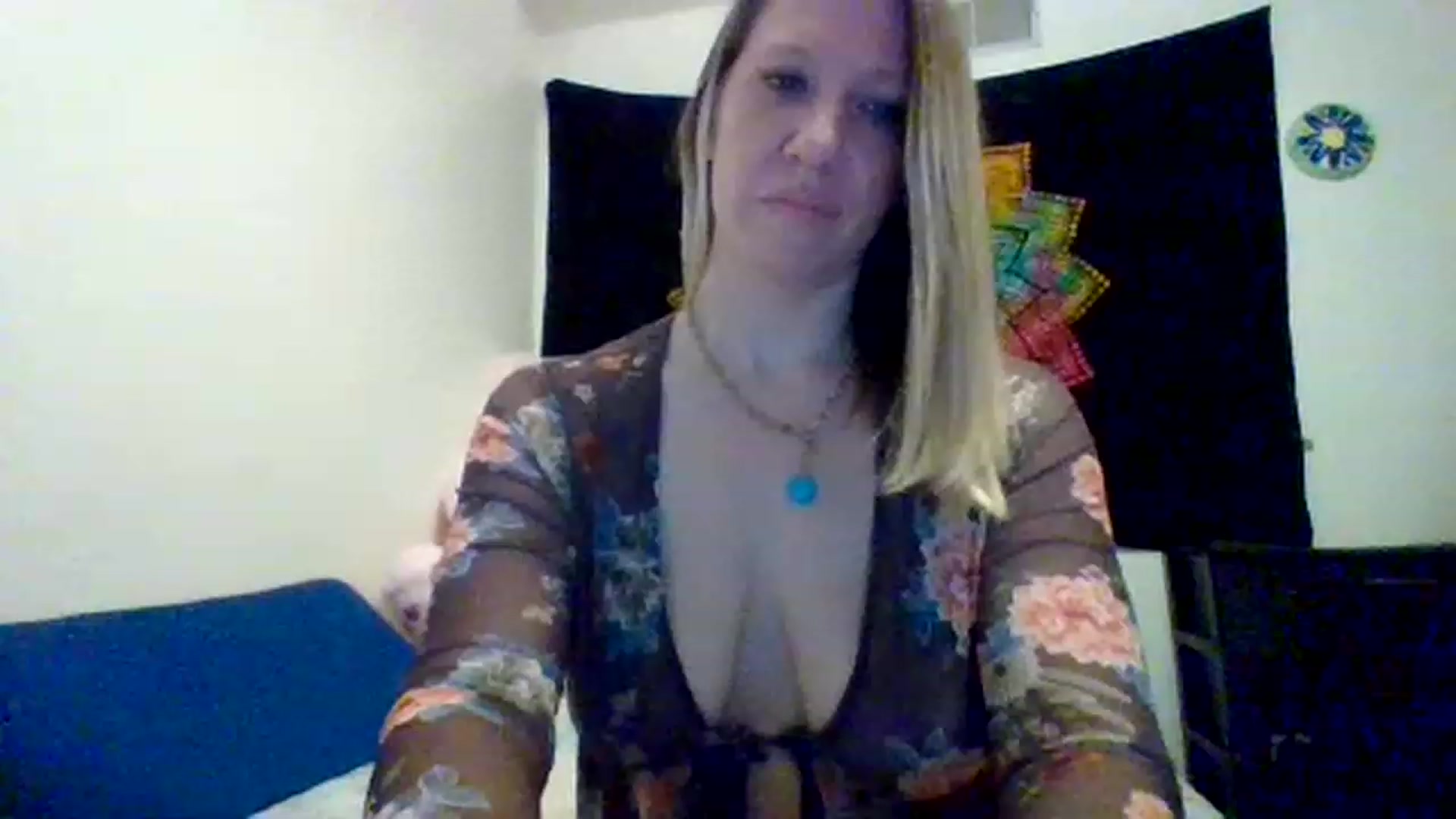 Gallery image thumbnail from wildnnout's myfreecams stream on, 04/24/2023, 15:07 image 12 of 20