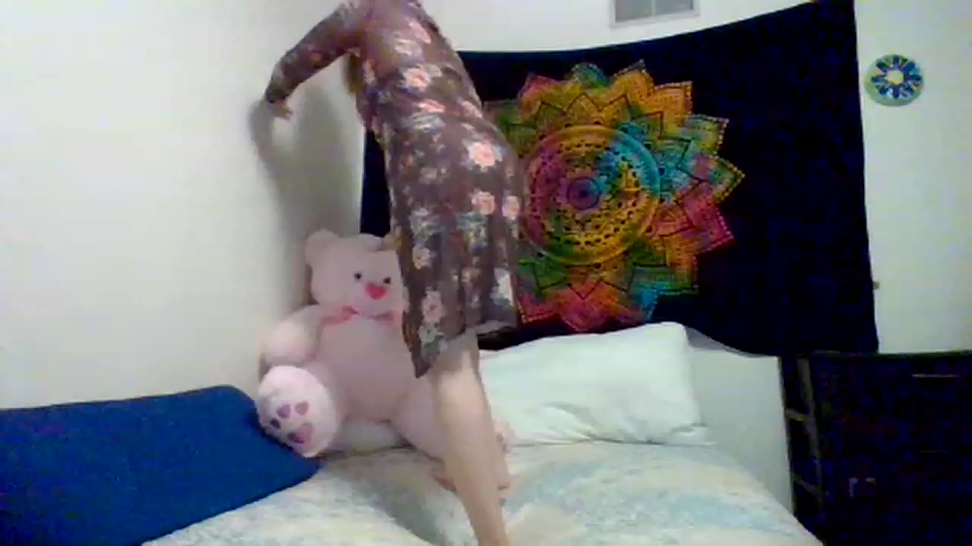 Gallery image thumbnail from wildnnout's myfreecams stream on, 04/24/2023, 15:07 image 7 of 20