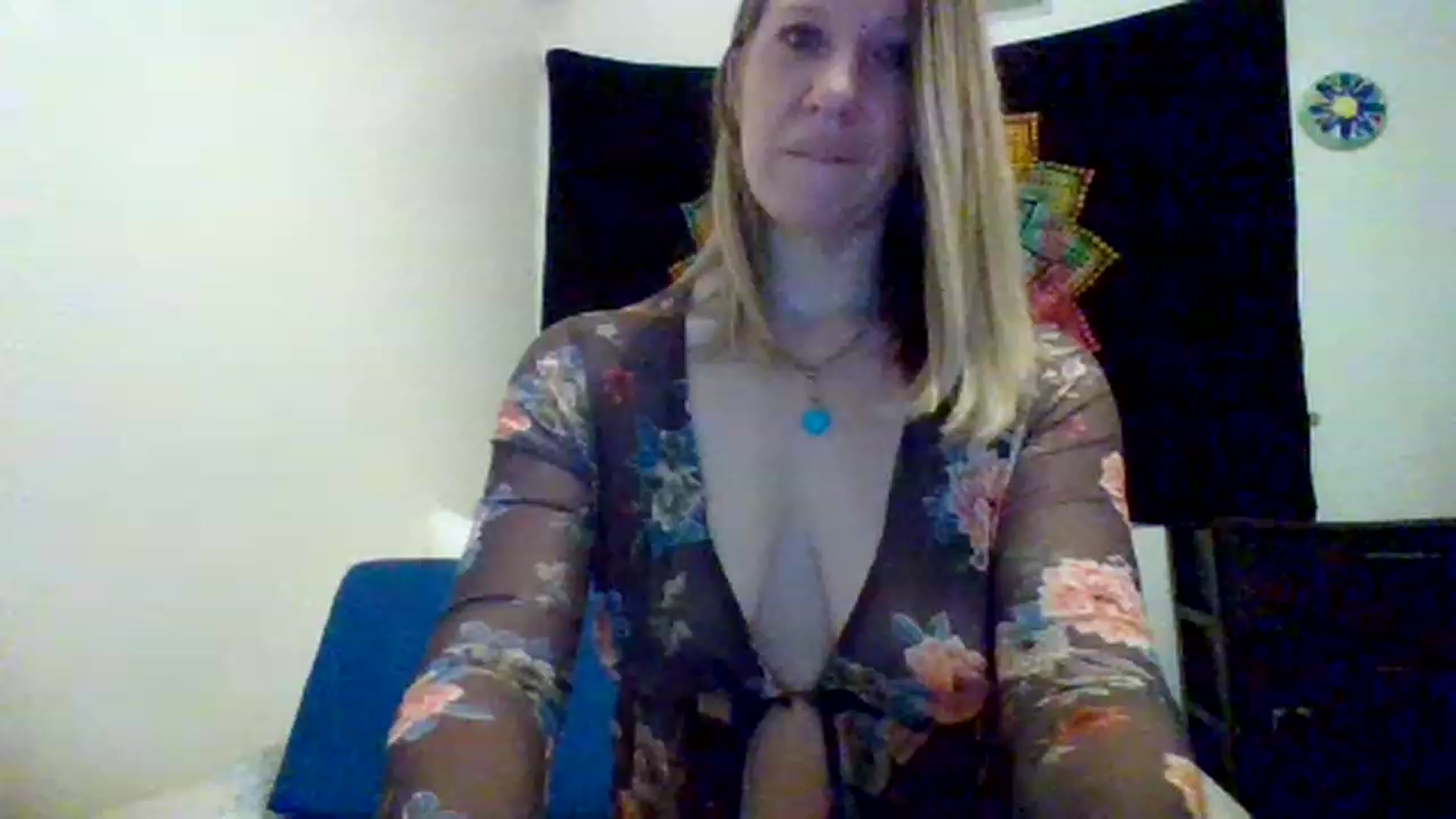 Gallery image thumbnail from wildnnout's myfreecams stream on, 04/24/2023, 15:07 image 4 of 20