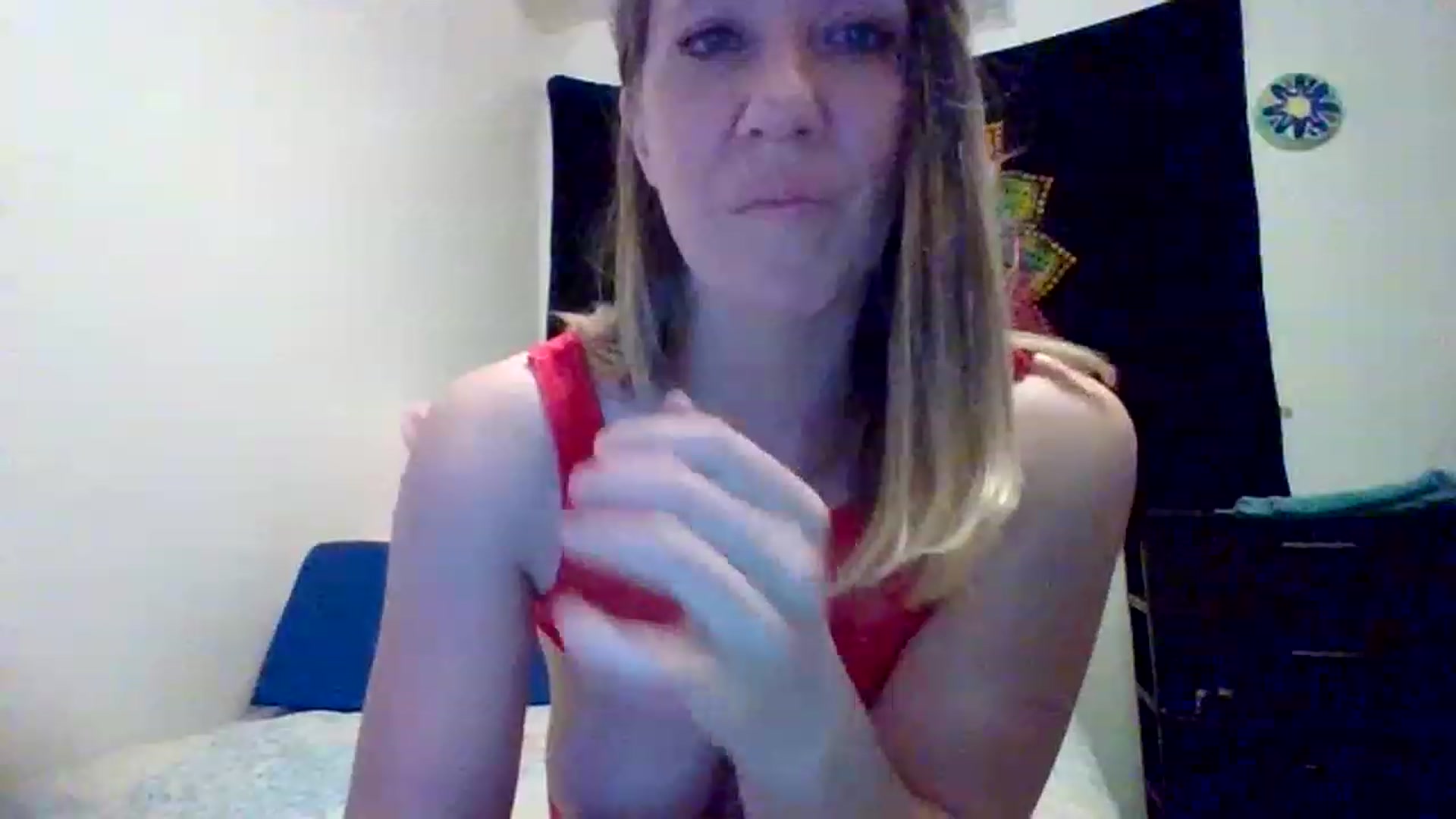 Gallery image thumbnail from wildnnout's myfreecams stream on, 04/25/2023, 17:45 image 13 of 20
