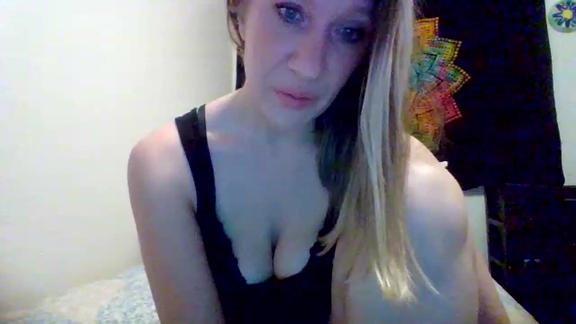 Gallery image thumbnail from wildnnout's myfreecams stream on, 05/05/2023, 15:20 image 2 of 20