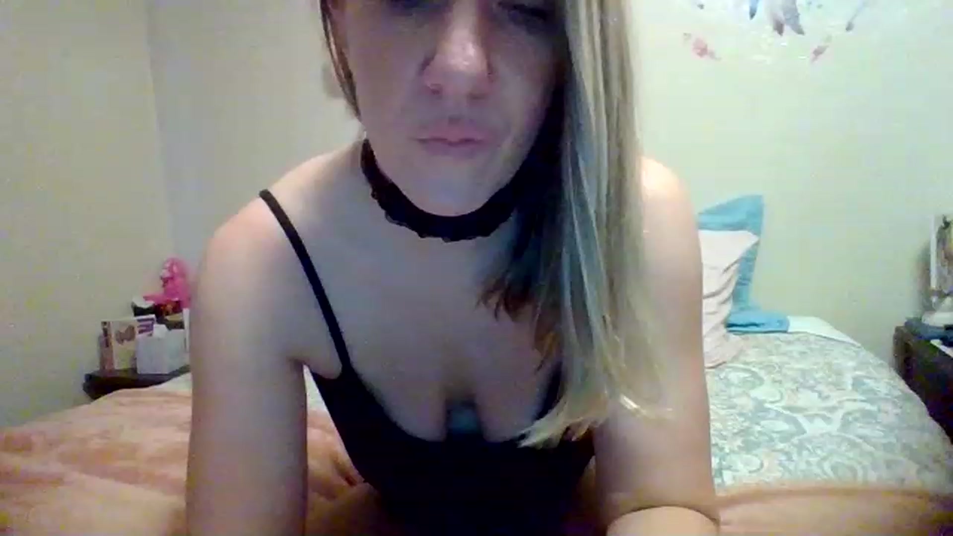Gallery image thumbnail from wildnnout's myfreecams stream on, 05/08/2023, 17:46 image 7 of 20