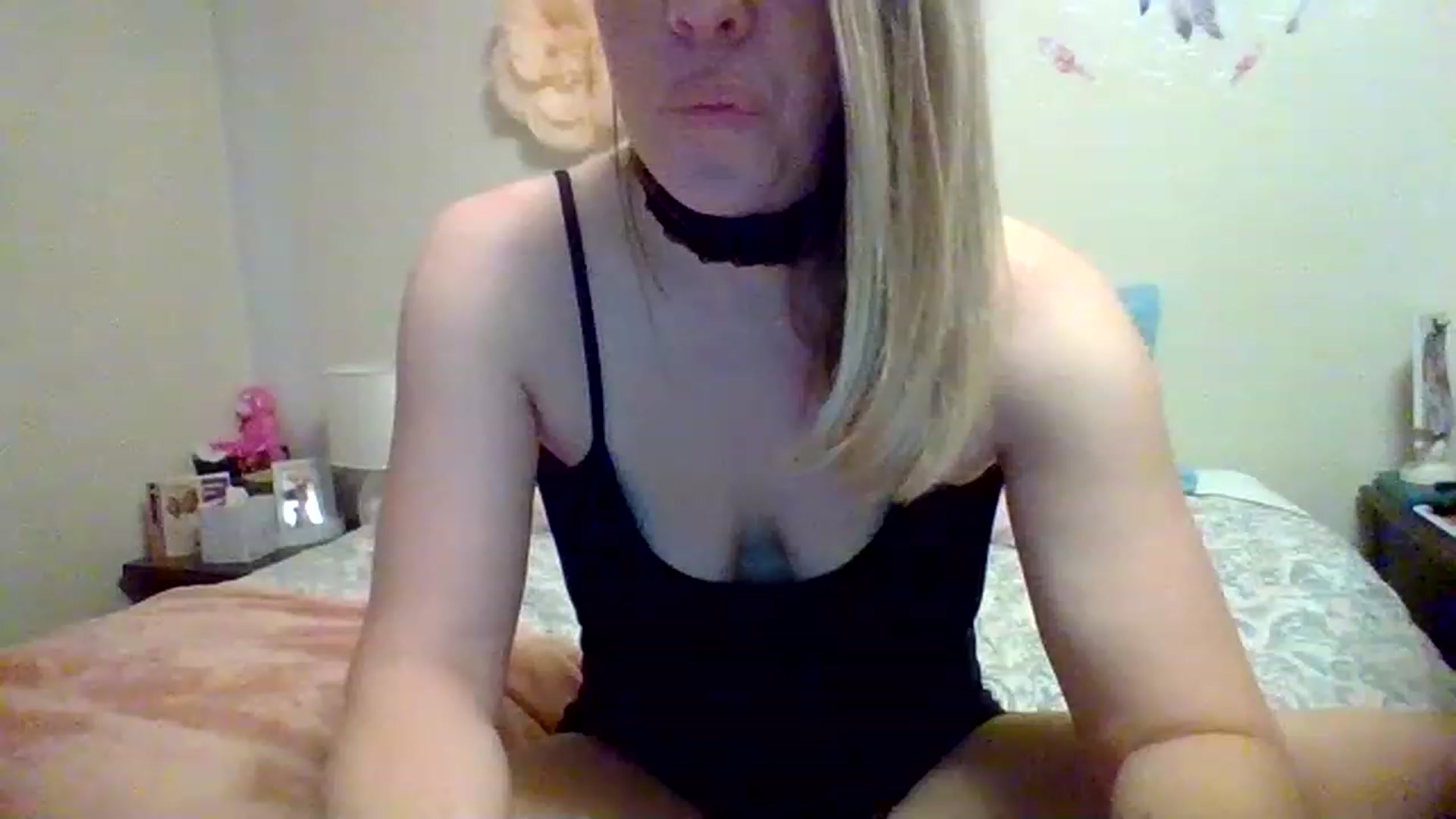 Gallery image thumbnail from wildnnout's myfreecams stream on, 05/08/2023, 17:46 image 18 of 20