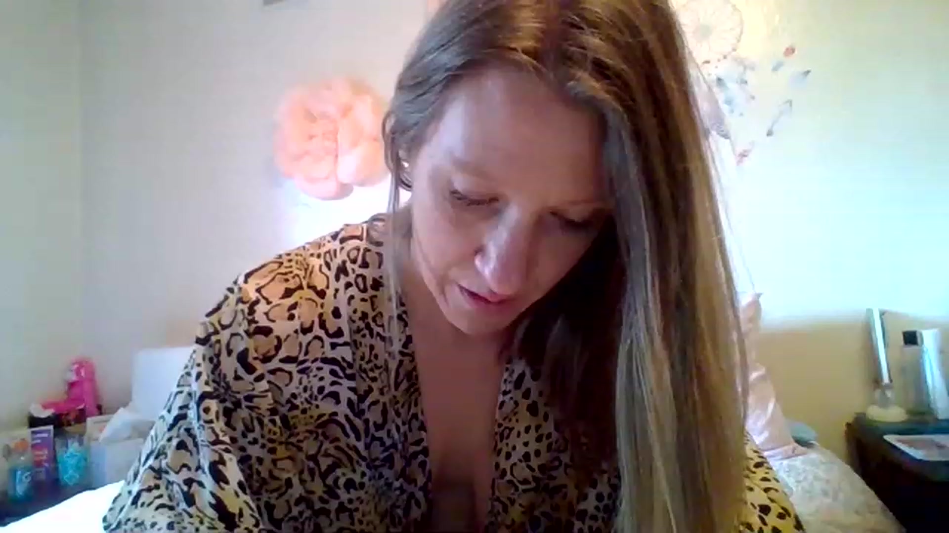 Gallery image thumbnail from wildnnout's myfreecams stream on, 05/10/2023, 13:48 image 1 of 20