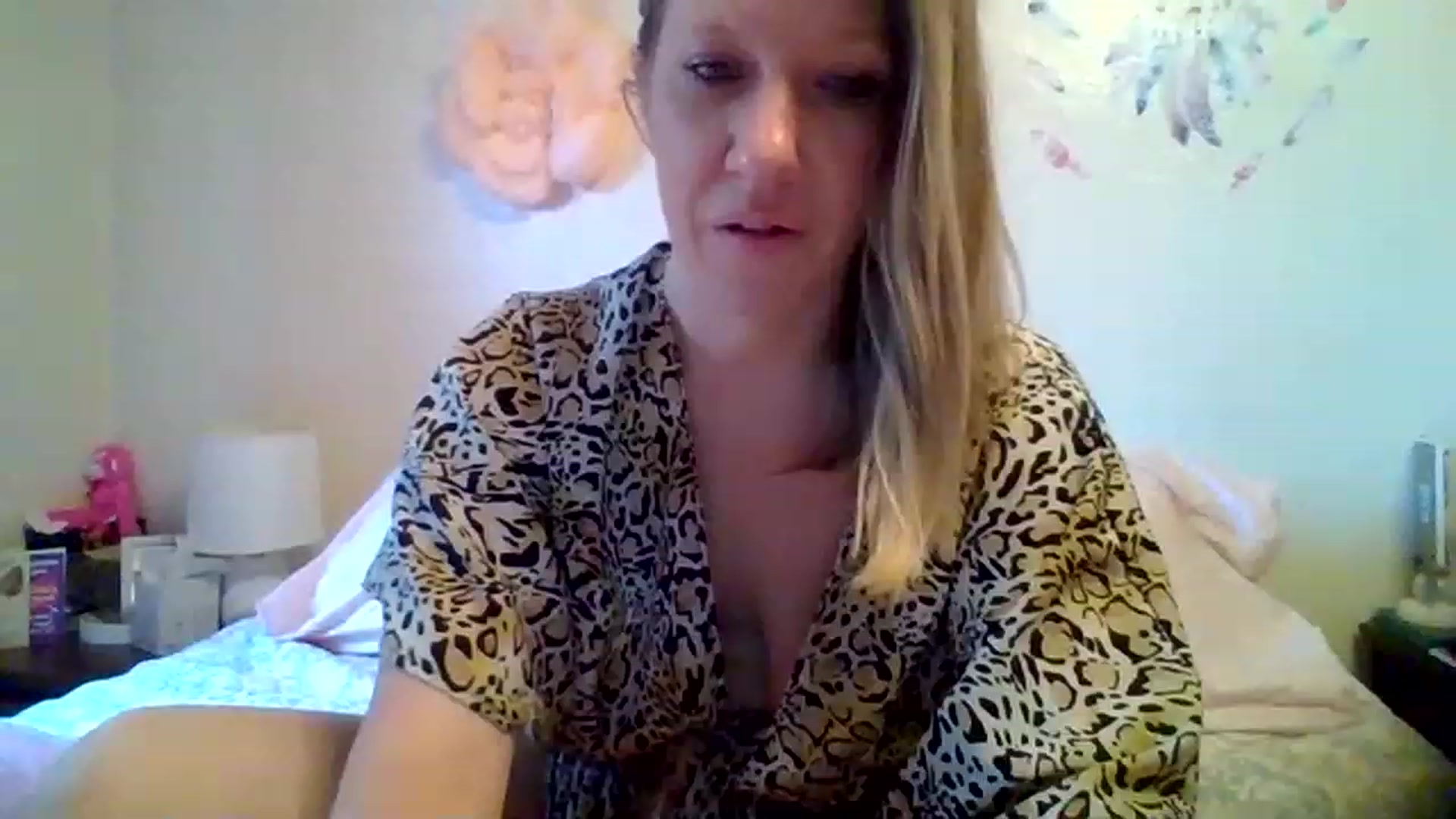 Gallery image thumbnail from wildnnout's myfreecams stream on, 05/11/2023, 14:39 image 1 of 20