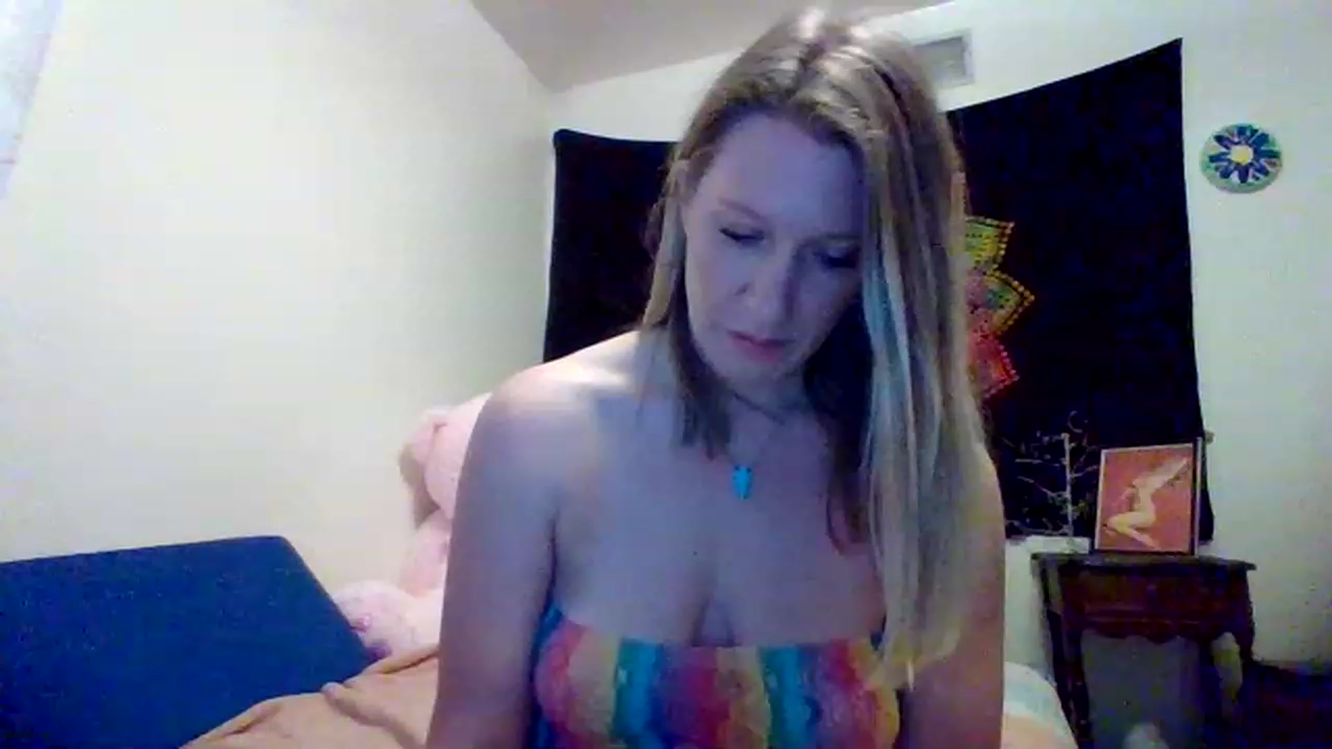 Gallery image thumbnail from wildnnout's myfreecams stream on, 05/16/2023, 17:26 image 4 of 20