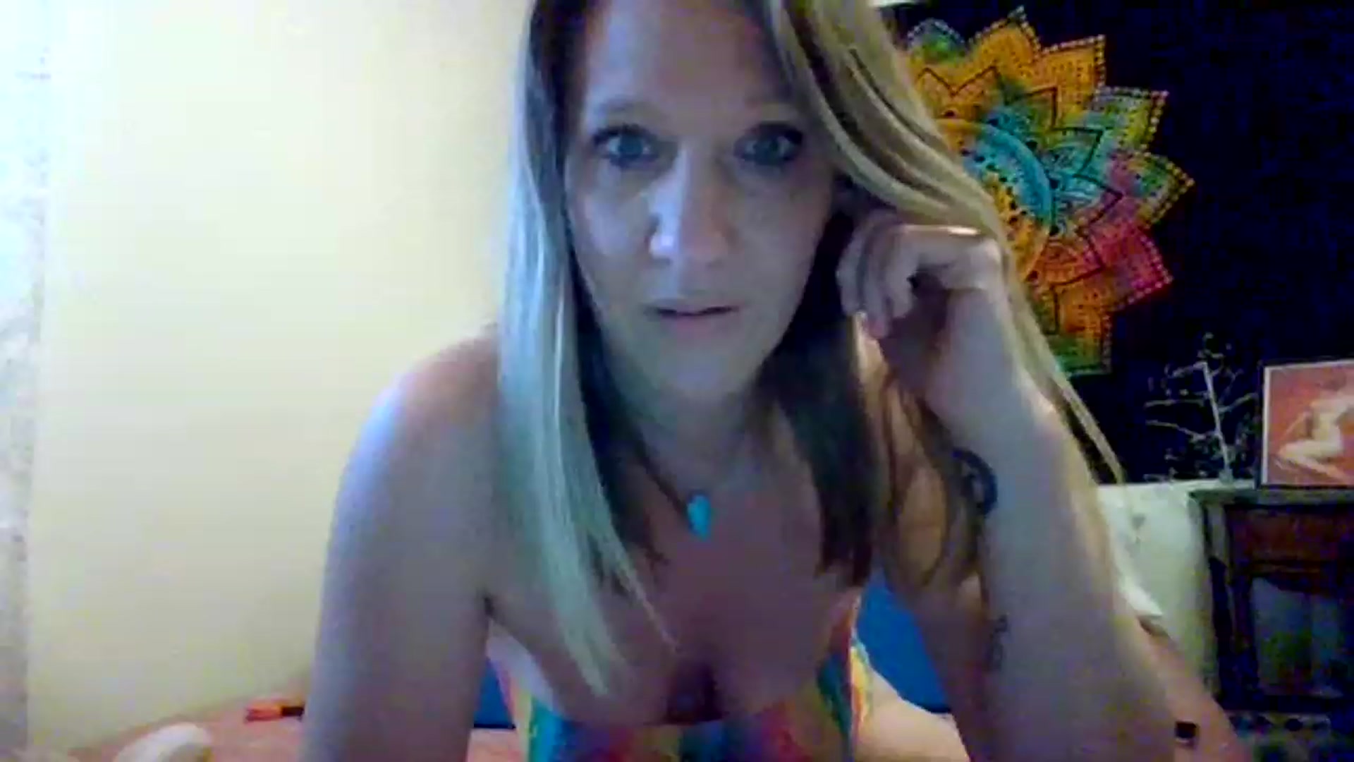 Gallery image thumbnail from wildnnout's myfreecams stream on, 05/31/2023, 17:07 image 17 of 20