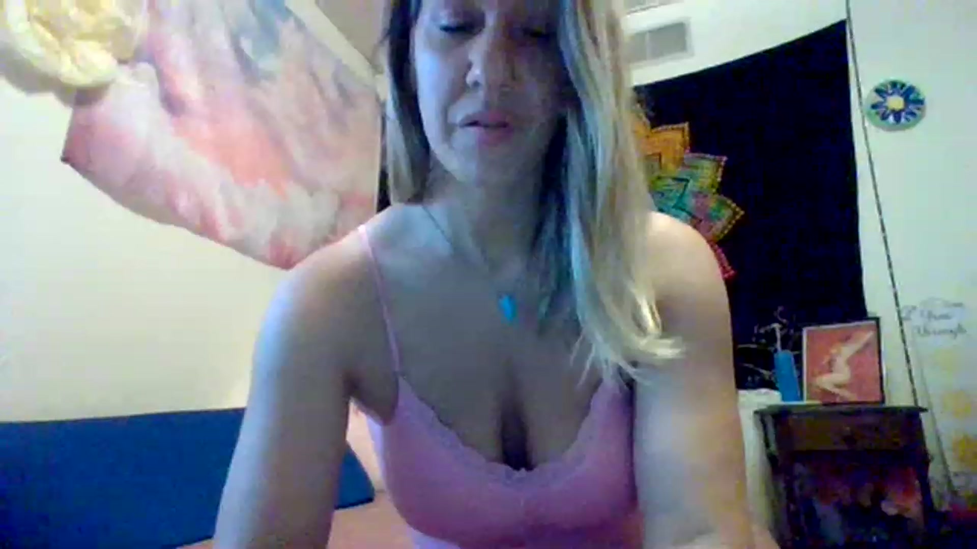 Gallery image thumbnail from wildnnout's myfreecams stream on, 06/27/2023, 15:38 image 4 of 20