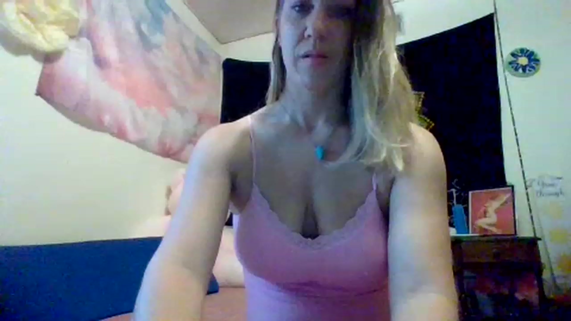 Gallery image thumbnail from wildnnout's myfreecams stream on, 06/27/2023, 15:38 image 2 of 20