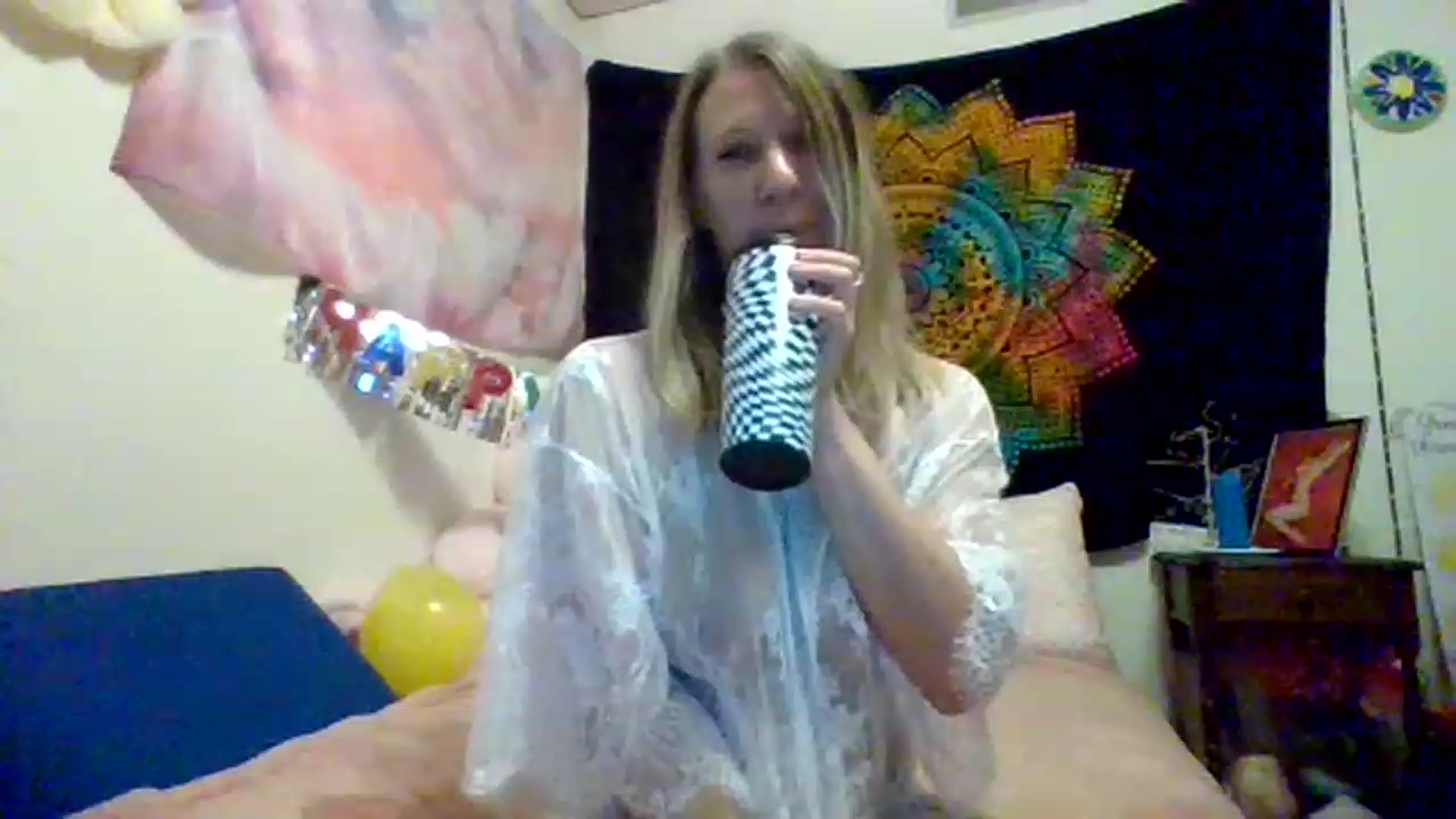 Gallery image thumbnail from wildnnout's myfreecams stream on, 07/13/2023, 18:37 image 4 of 20