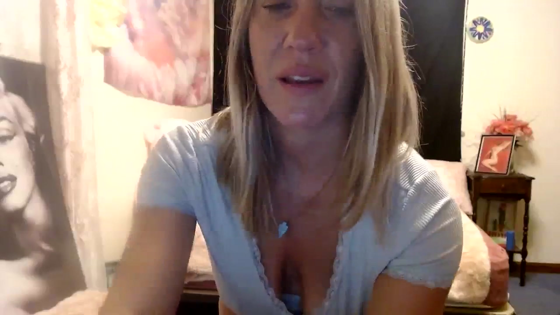 Gallery image thumbnail from wildnnout's myfreecams stream on, 10/11/2023, 09:52 image 9 of 20