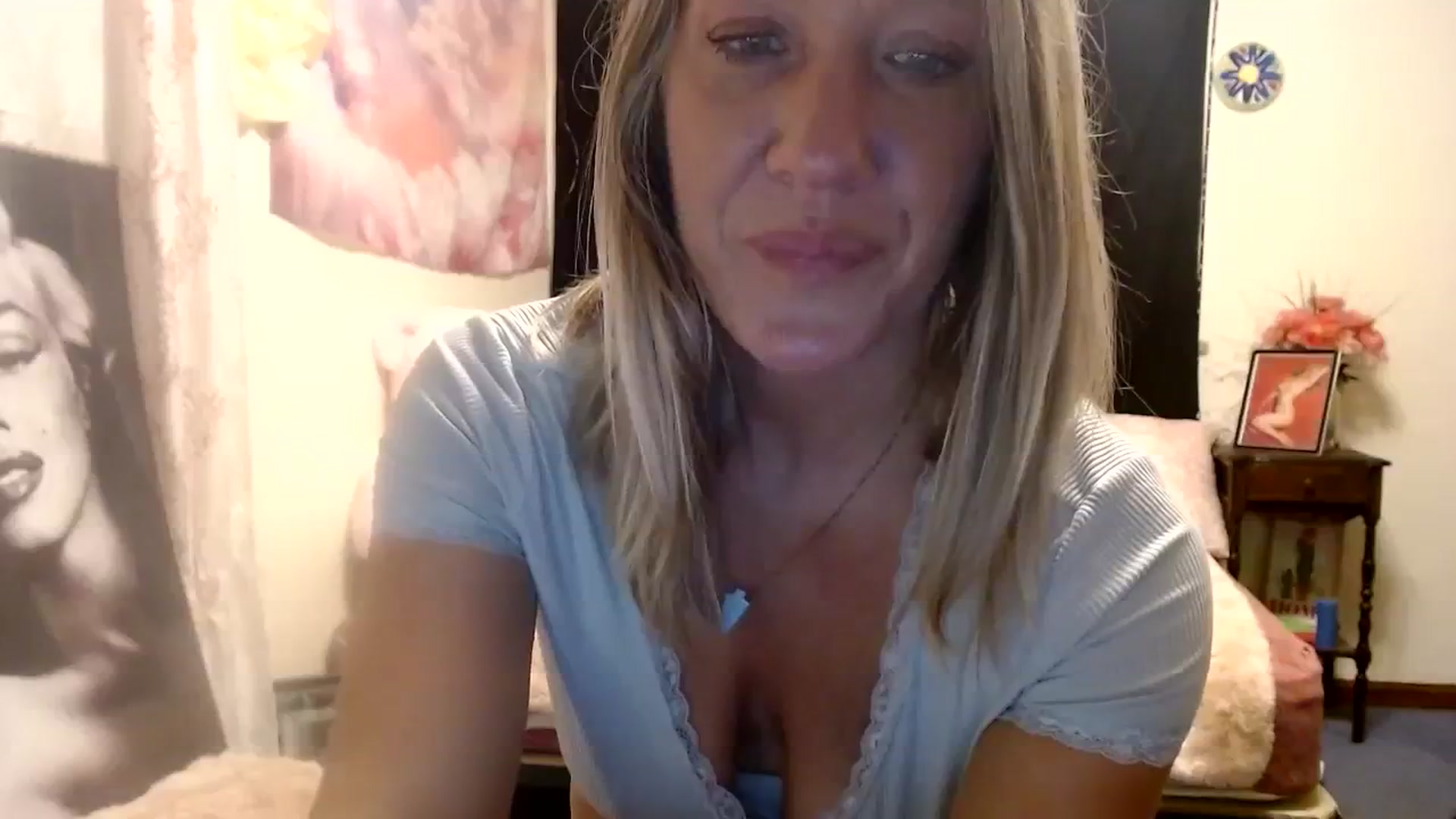 Gallery image thumbnail from wildnnout's myfreecams stream on, 10/11/2023, 09:52 image 8 of 20