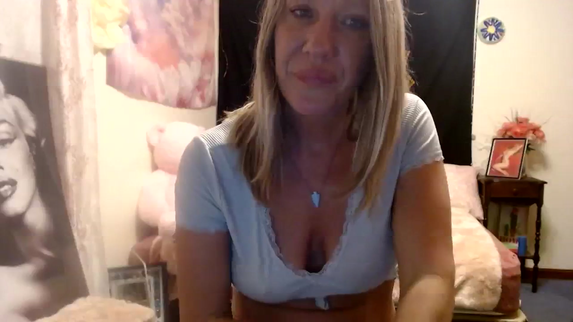 Gallery image thumbnail from wildnnout's myfreecams stream on, 10/11/2023, 09:52 image 10 of 20