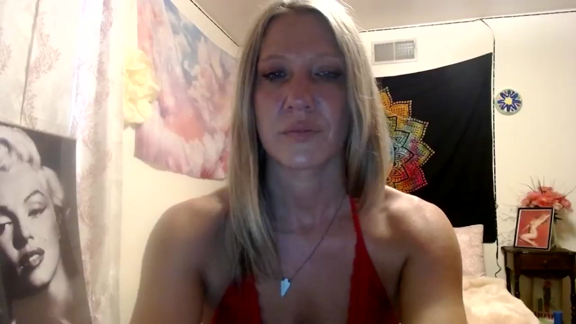 Gallery image thumbnail from wildnnout's myfreecams stream on, 10/18/2023, 14:55 image 6 of 20