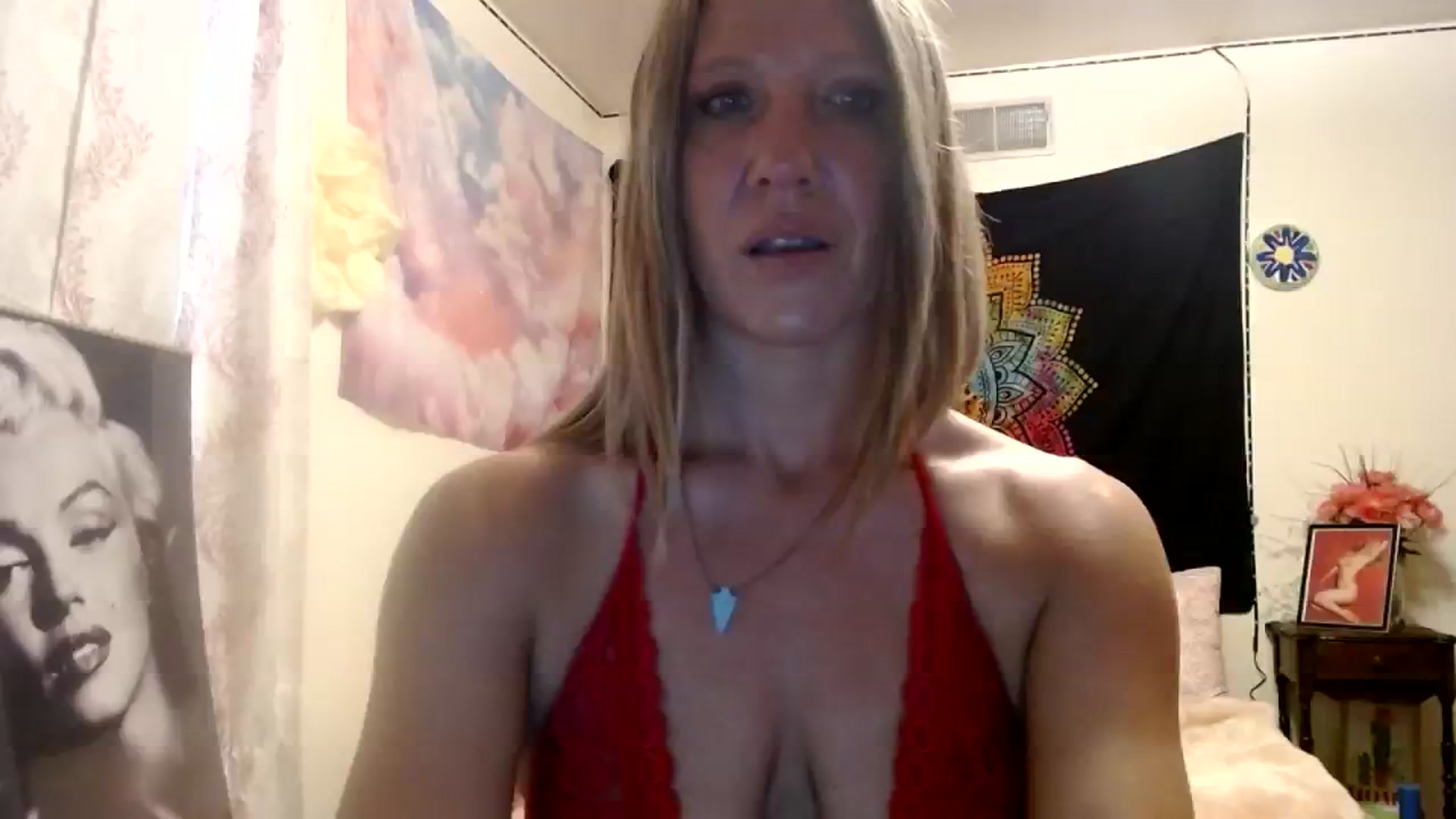Gallery image thumbnail from wildnnout's myfreecams stream on, 10/18/2023, 14:55 image 12 of 20