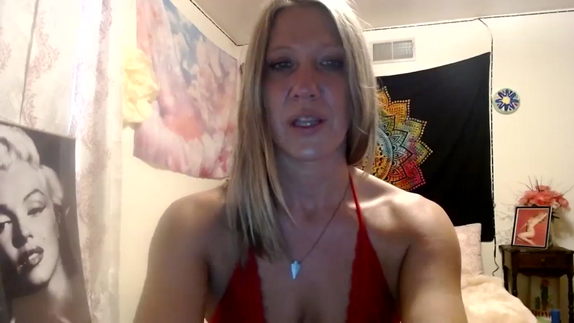 Gallery image thumbnail from wildnnout's myfreecams stream on, 10/18/2023, 14:55 image 4 of 20