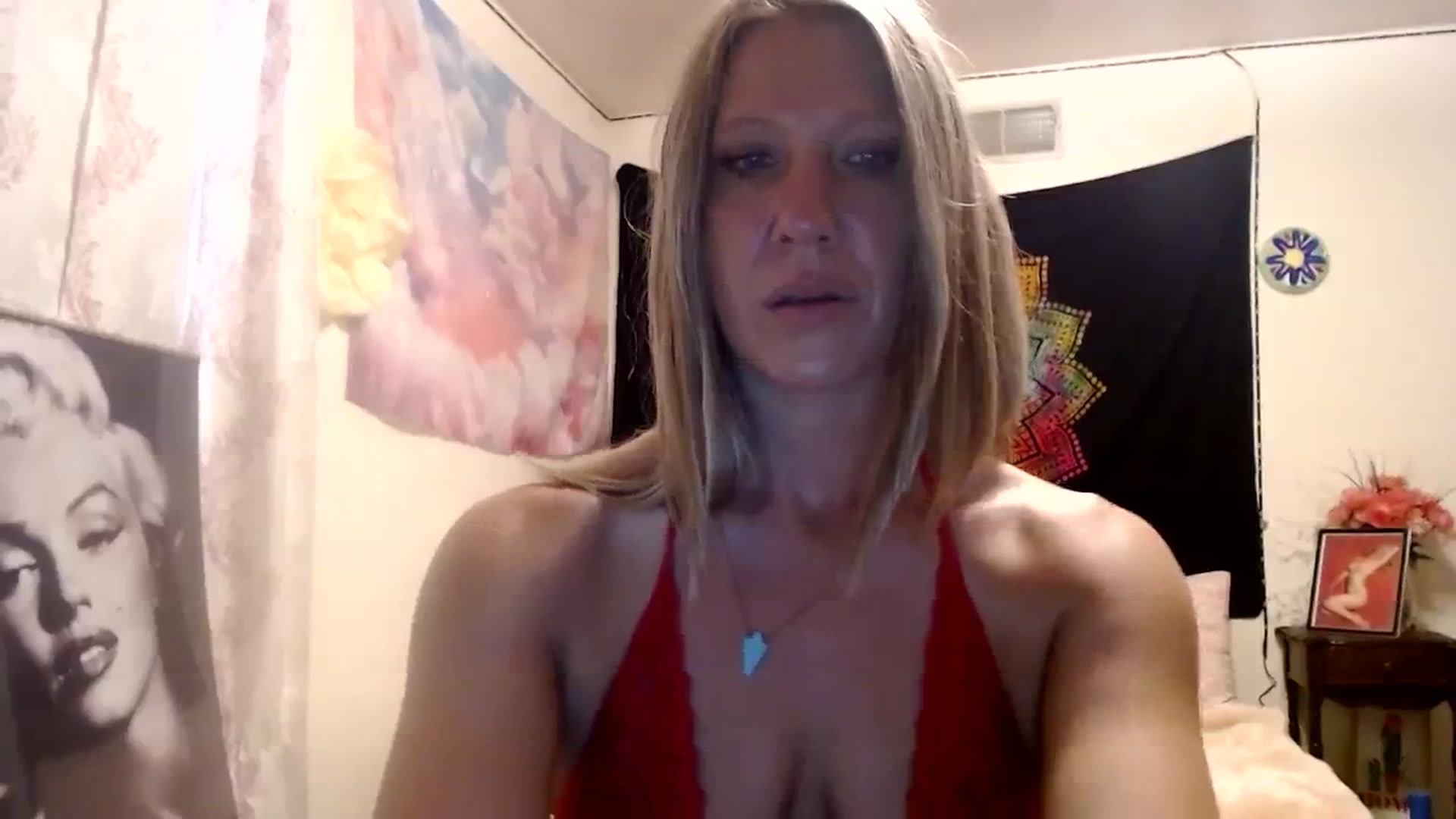 Gallery image thumbnail from wildnnout's myfreecams stream on, 10/18/2023, 14:55 image 15 of 20