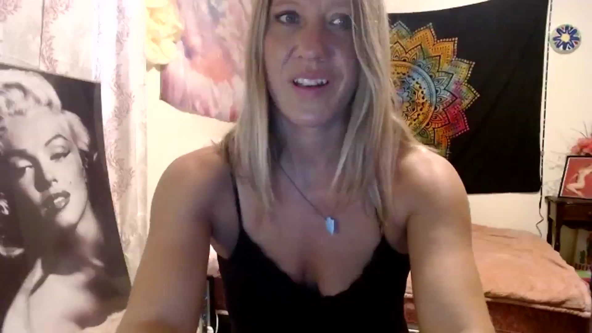 Gallery image thumbnail from wildnnout's myfreecams stream on, 10/23/2023, 15:34 image 8 of 20