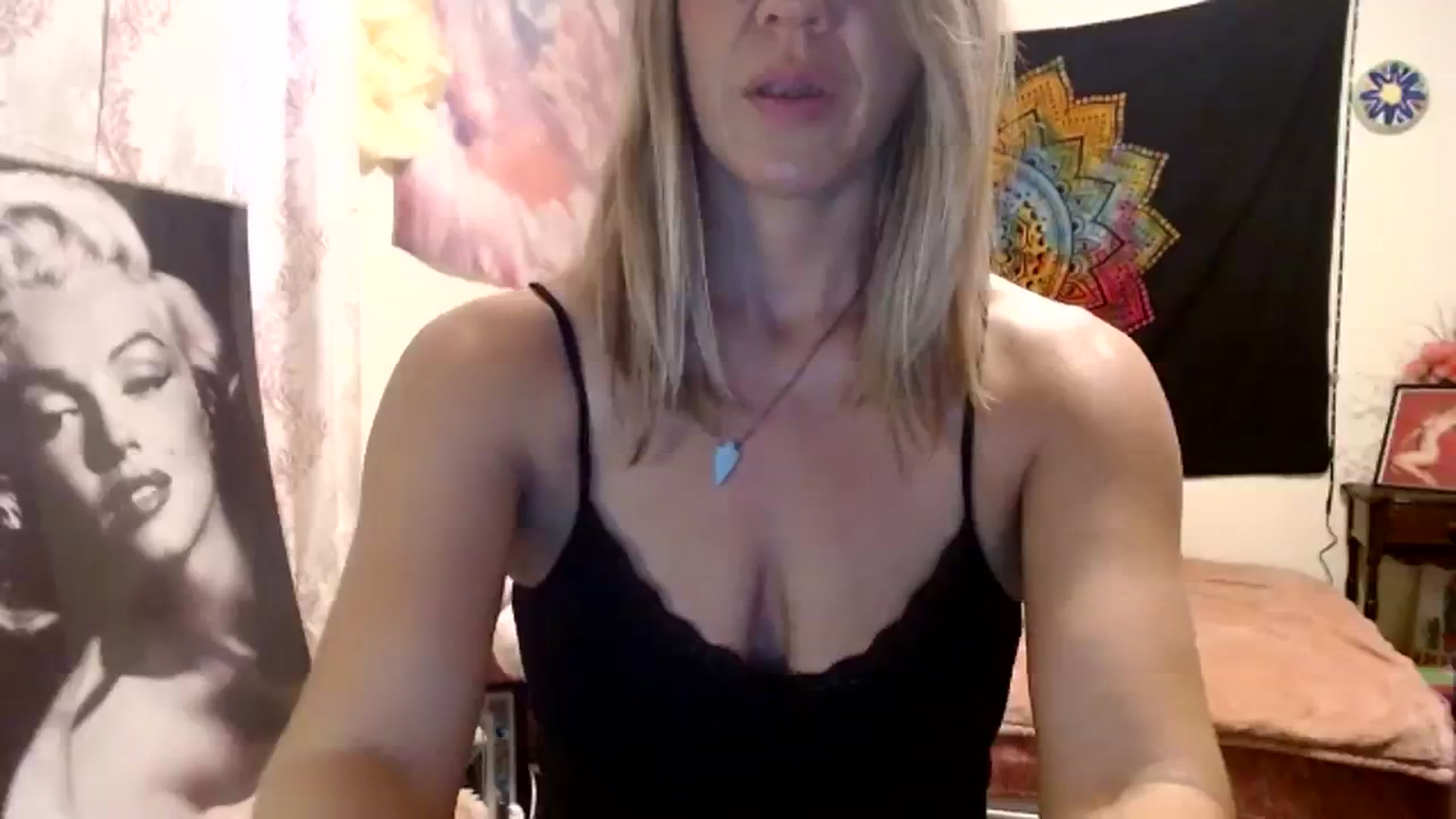 Gallery image thumbnail from wildnnout's myfreecams stream on, 10/23/2023, 15:34 image 3 of 20