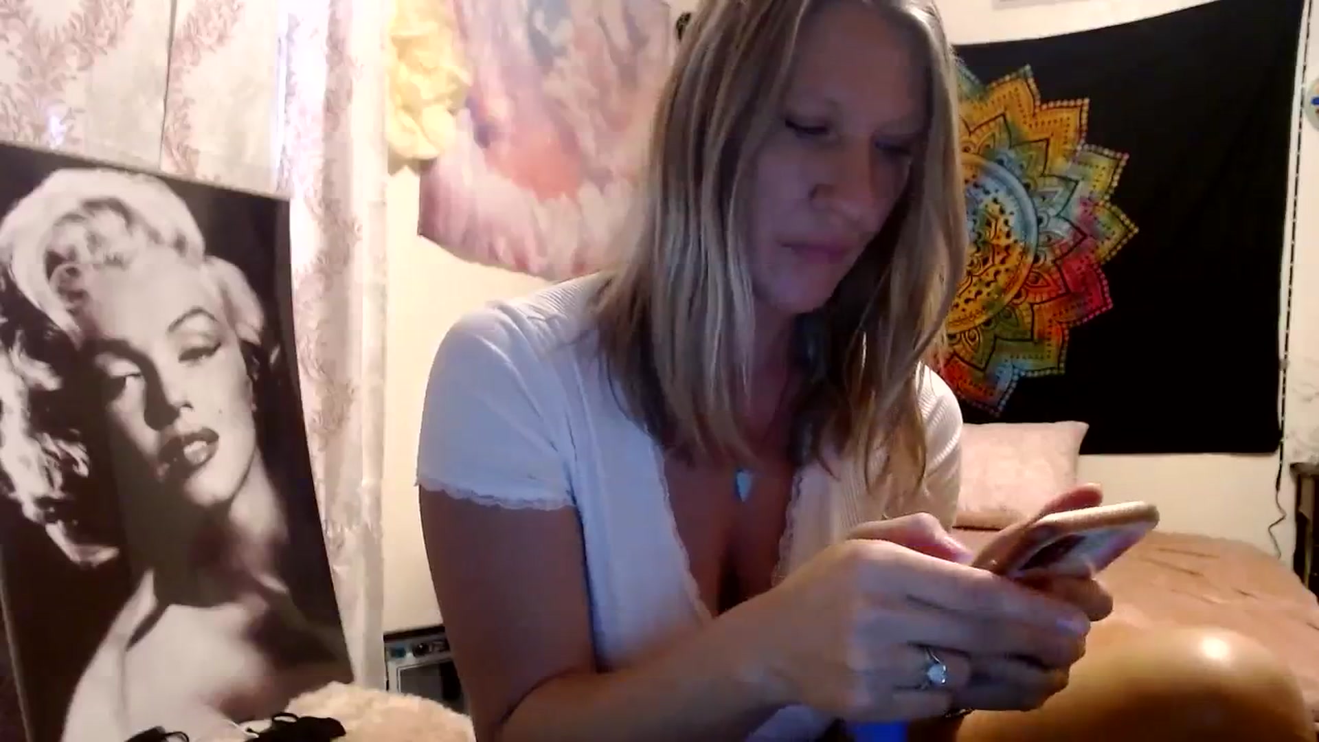 Gallery image thumbnail from wildnnout's myfreecams stream on, 10/24/2023, 13:21 image 3 of 20