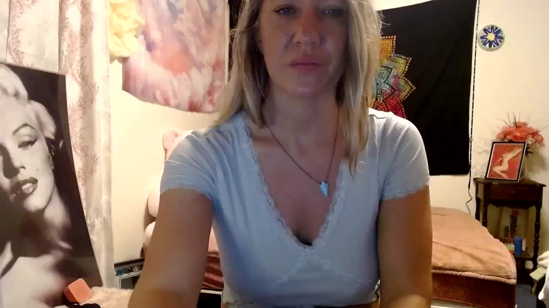 Gallery image thumbnail from wildnnout's myfreecams stream on, 10/25/2023, 09:43 image 9 of 20