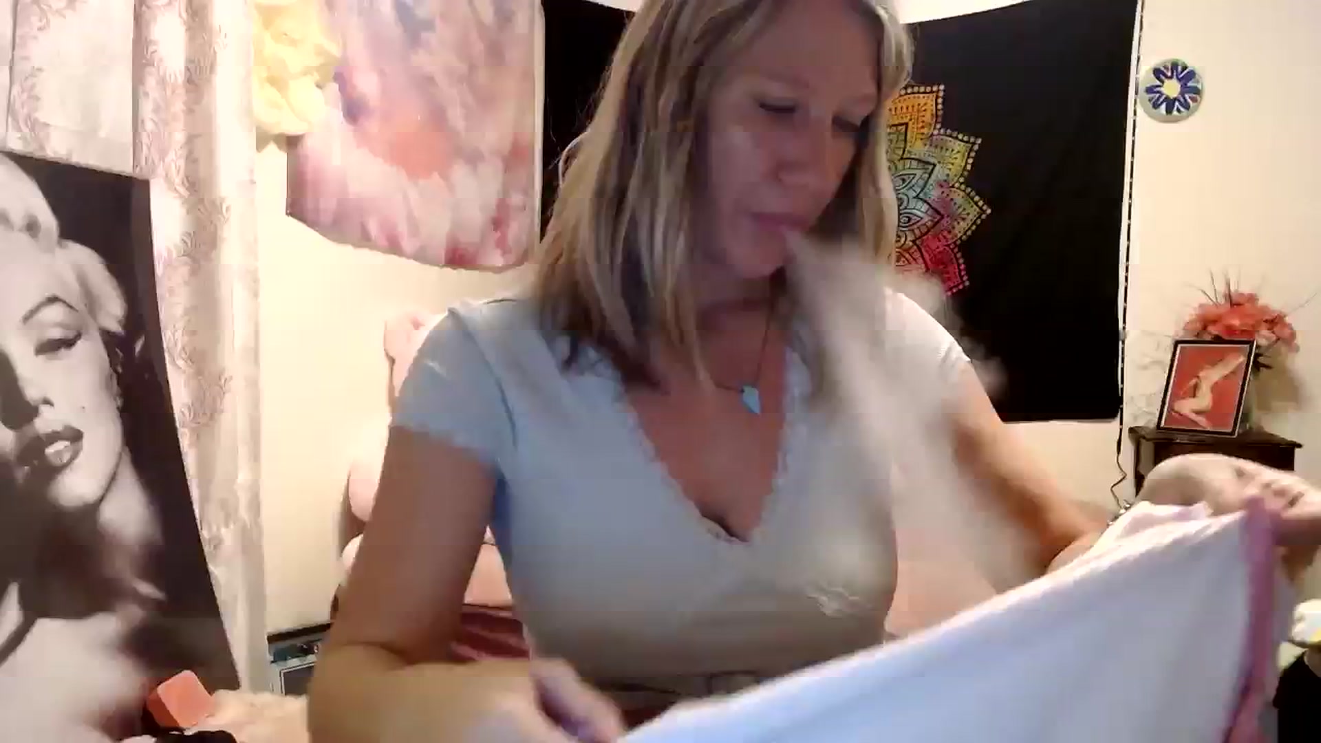 Gallery image thumbnail from wildnnout's myfreecams stream on, 10/25/2023, 09:43 image 16 of 20