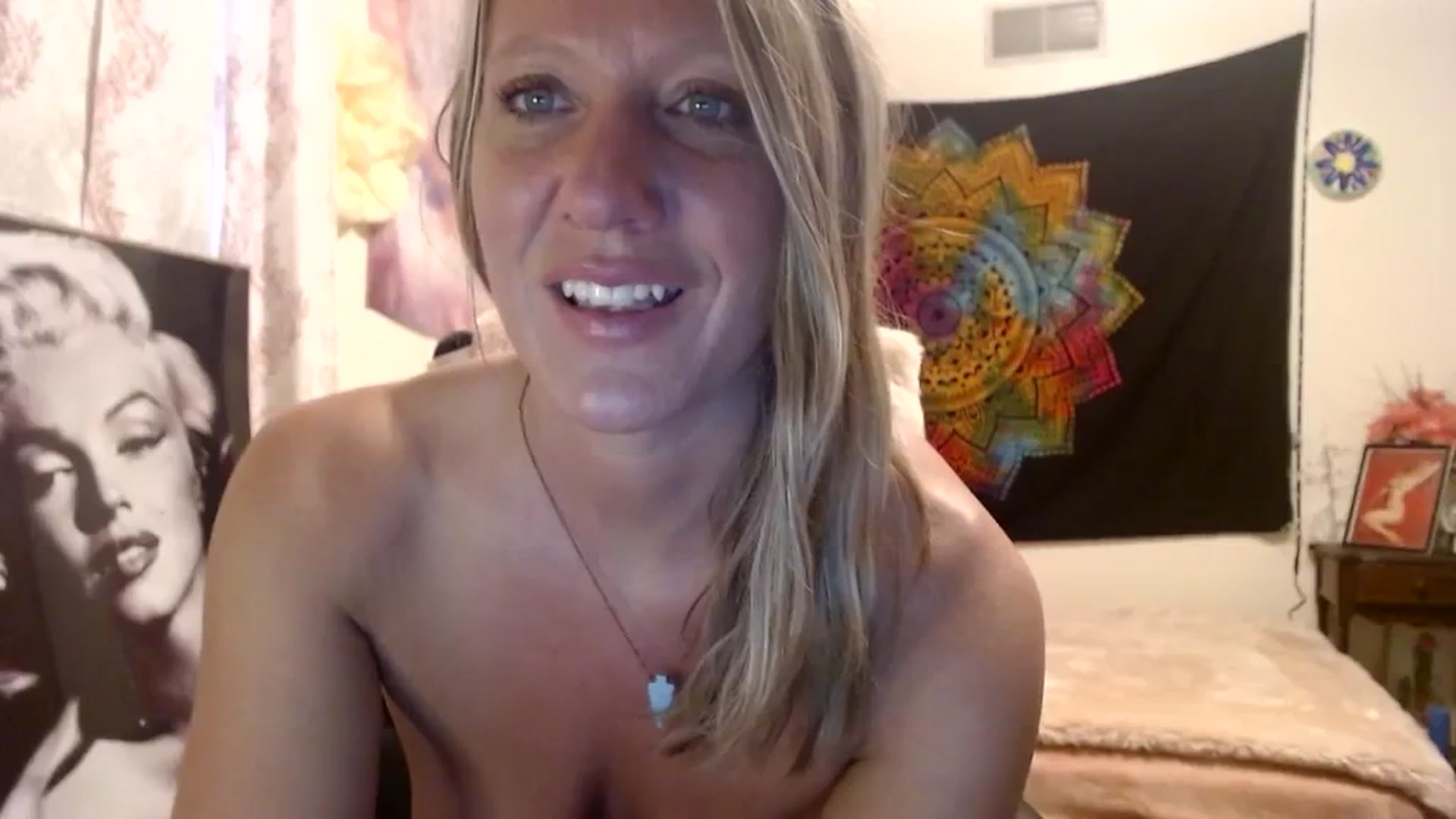 Gallery image thumbnail from wildnnout's myfreecams stream on, 12/01/2023, 16:05 image 13 of 20