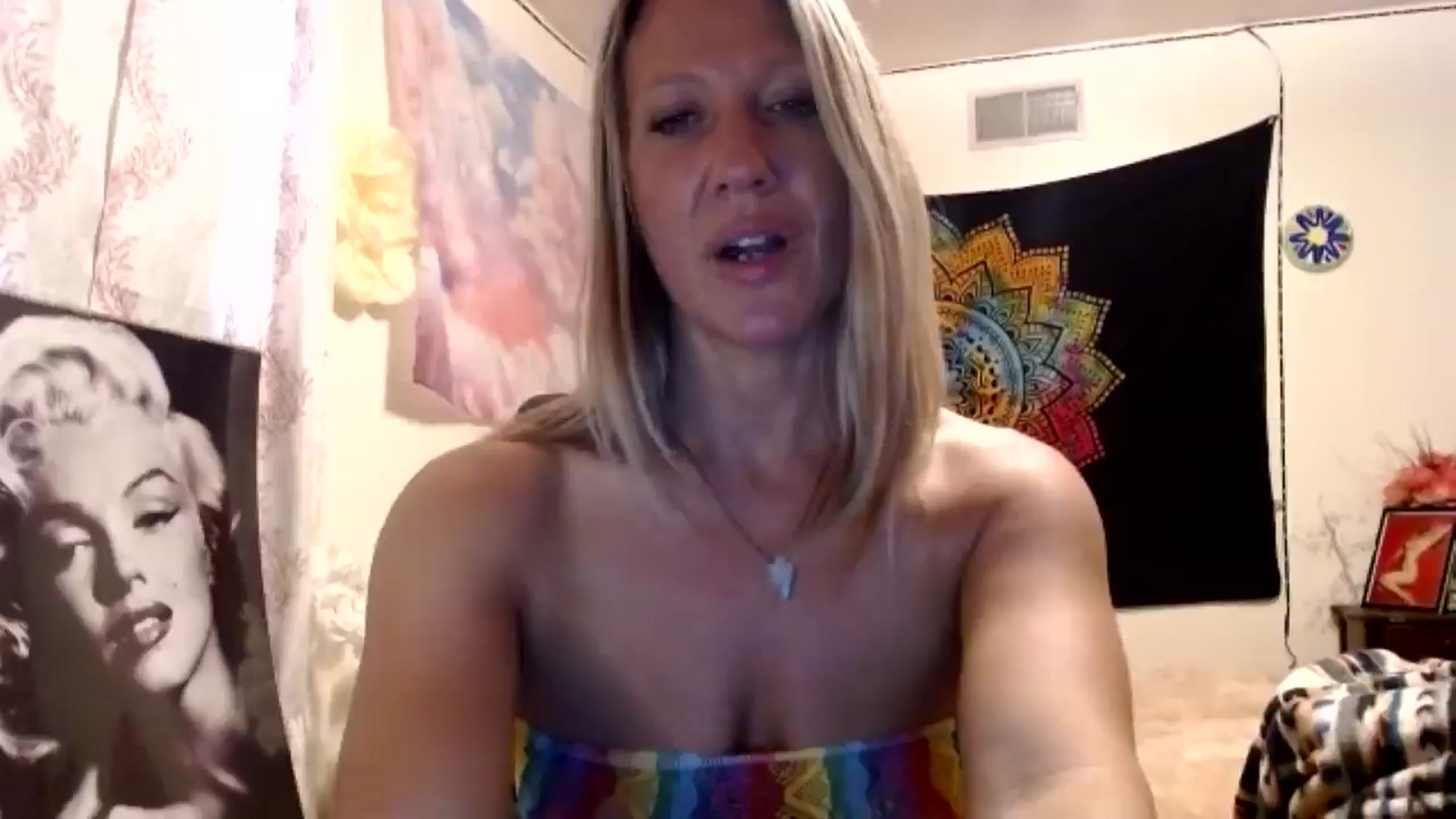 Gallery image thumbnail from wildnnout's myfreecams stream on, 05/06/2024, 14:37 image 16 of 20