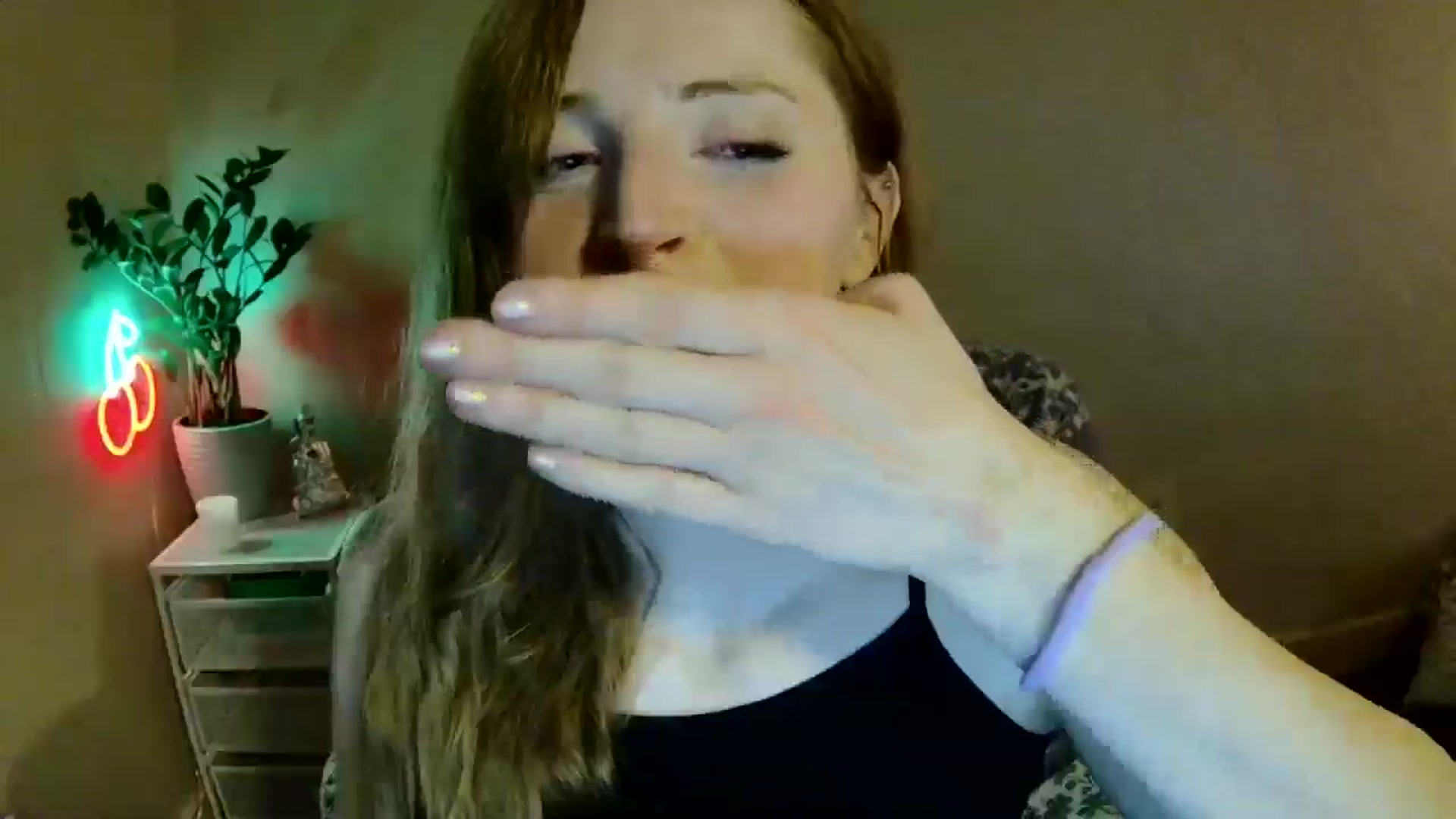 Gallery image thumbnail from willowfae's myfreecams stream on, 03/05/2026, 07:13 image 18 of 20