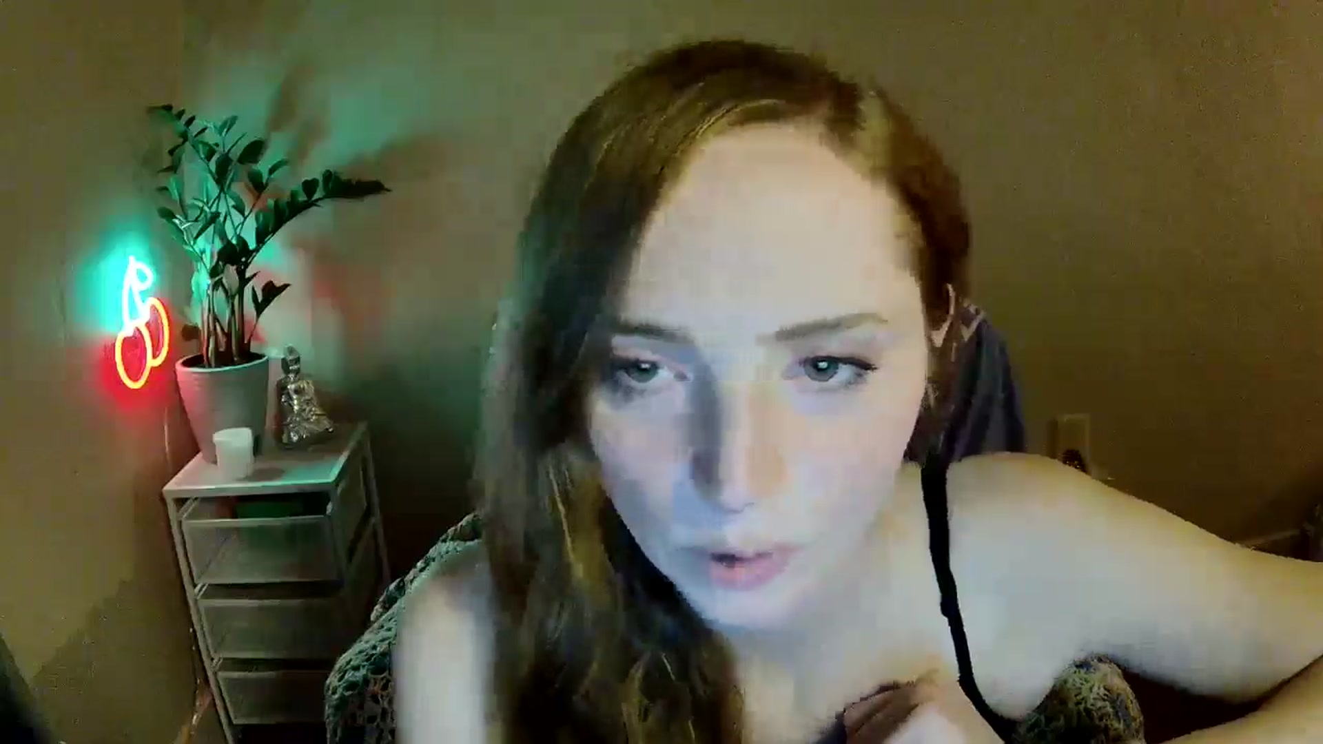 Gallery image thumbnail from willowfae's myfreecams stream on, 03/05/2026, 07:13 image 8 of 20