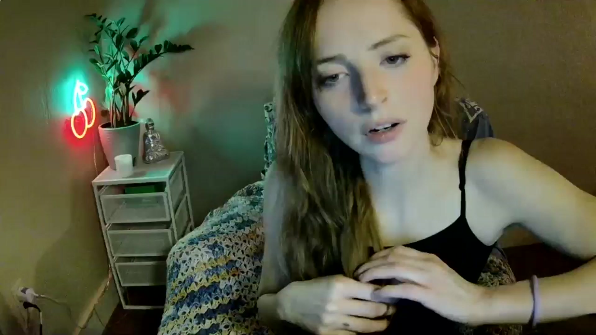 Gallery image thumbnail from willowfae's myfreecams stream on, 03/05/2026, 07:13 image 1 of 20