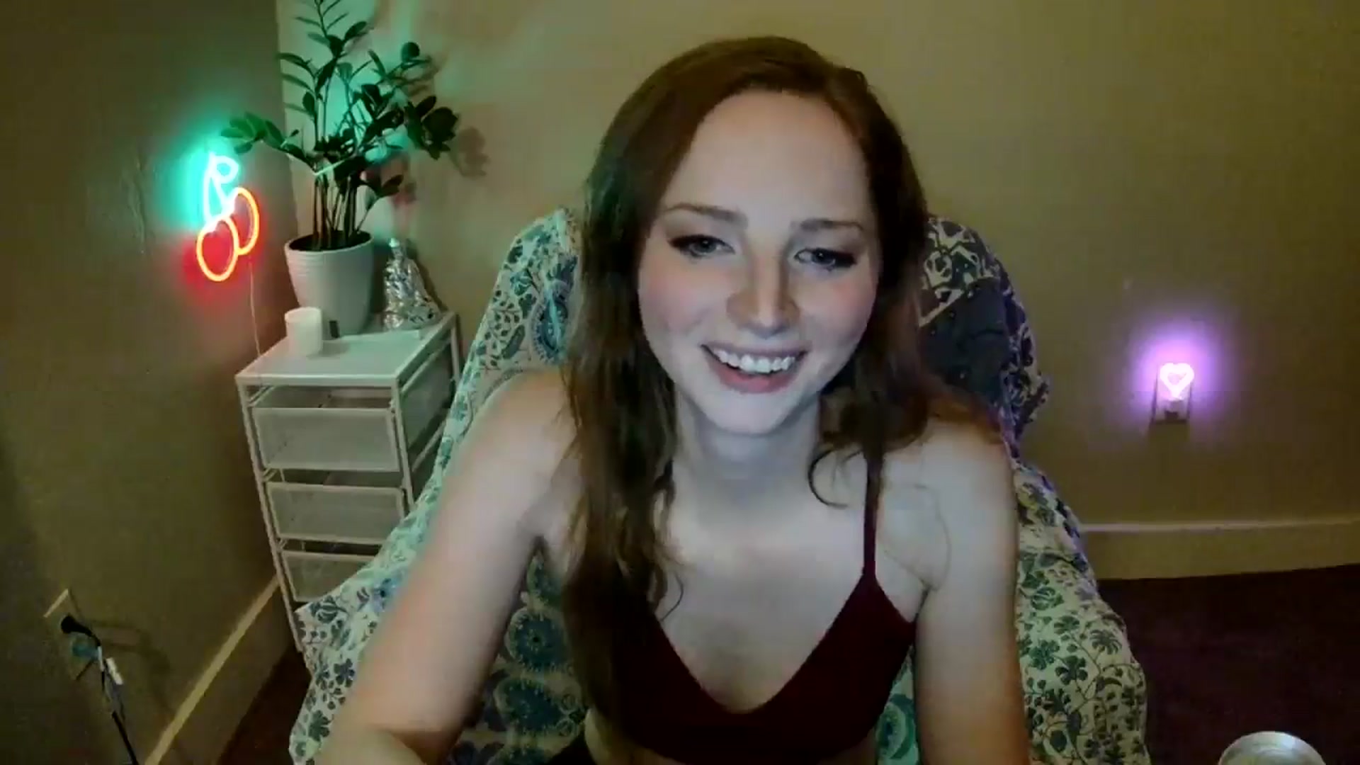 Gallery image thumbnail from willowfae's myfreecams stream on, 03/21/2026, 08:53 image 11 of 20