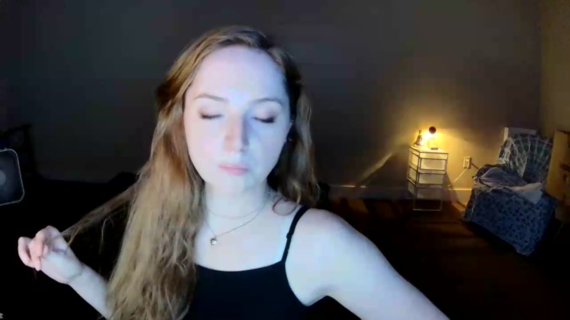 Gallery image thumbnail from willowfae's myfreecams stream on, 05/17/2026, 06:38 image 15 of 20