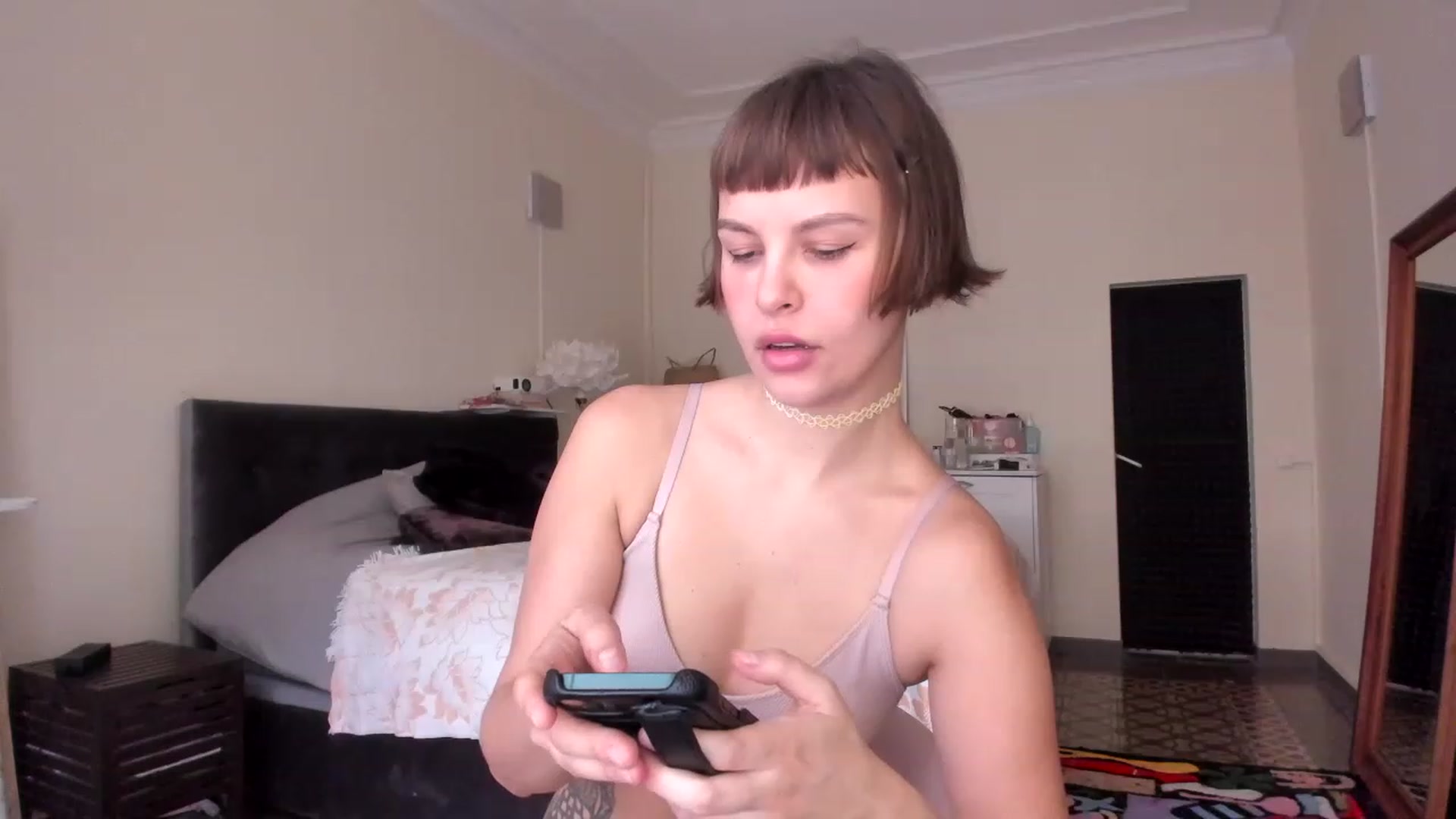 Gallery image thumbnail from wondertea's myfreecams stream on, 11/15/2022, 14:02 image 15 of 20