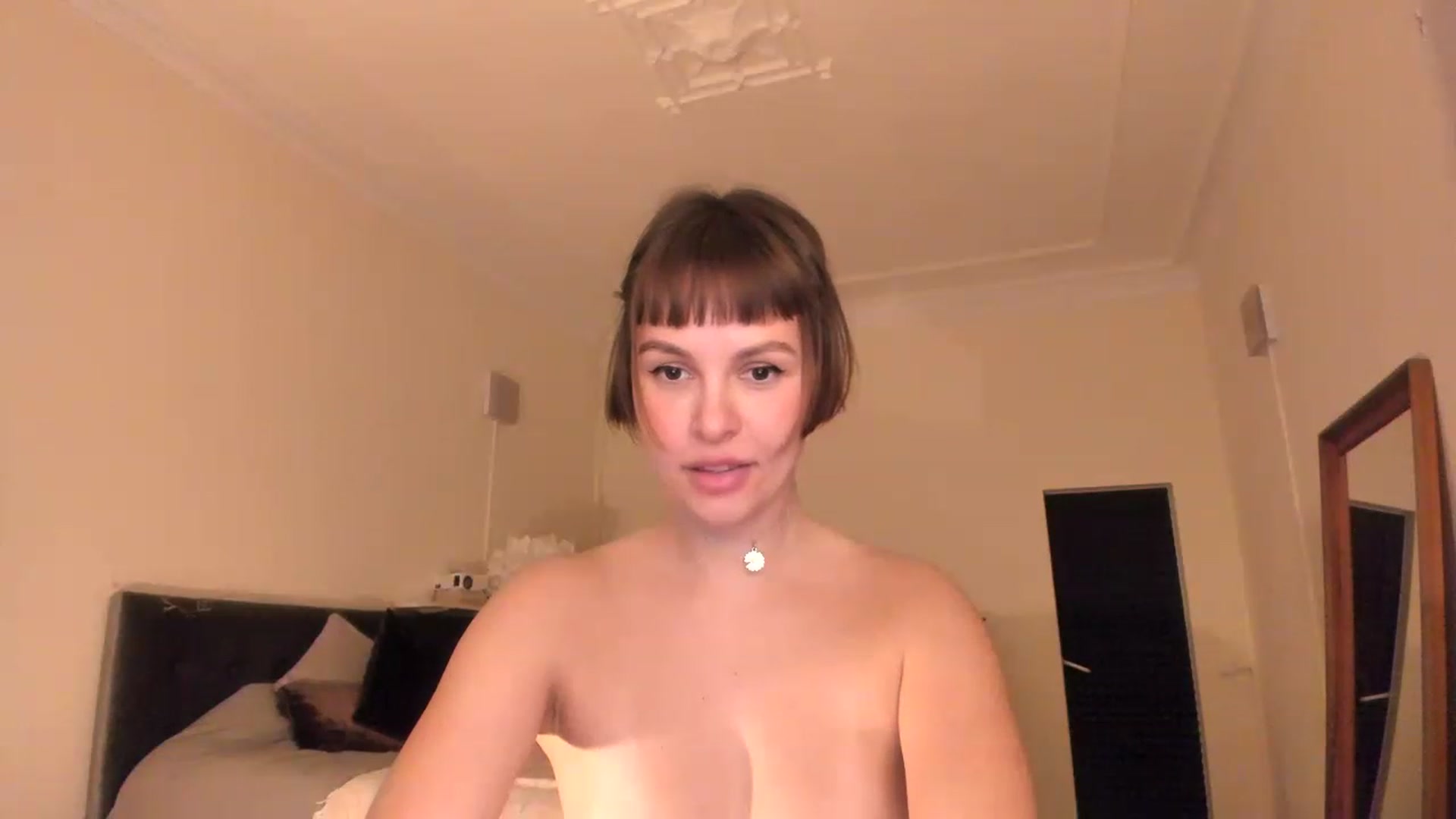 Gallery image thumbnail from wondertea's myfreecams stream on, 11/26/2022, 17:16 image 19 of 20