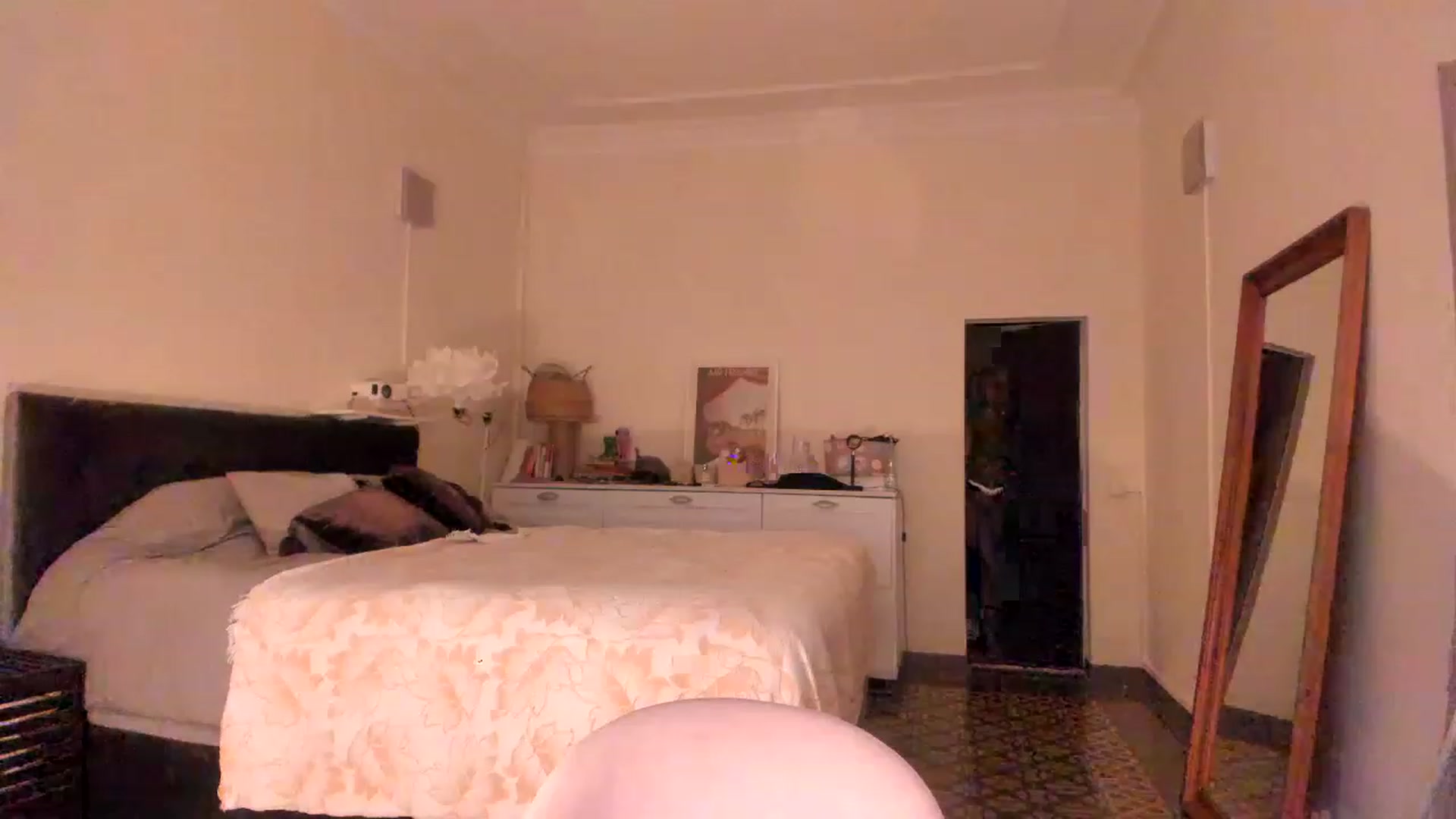 Gallery image thumbnail from wondertea's myfreecams stream on, 11/26/2022, 17:16 image 6 of 20