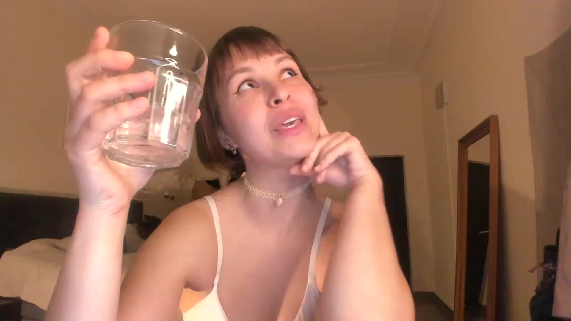 Gallery image thumbnail from wondertea's myfreecams stream on, 12/10/2022, 16:48 image 11 of 20