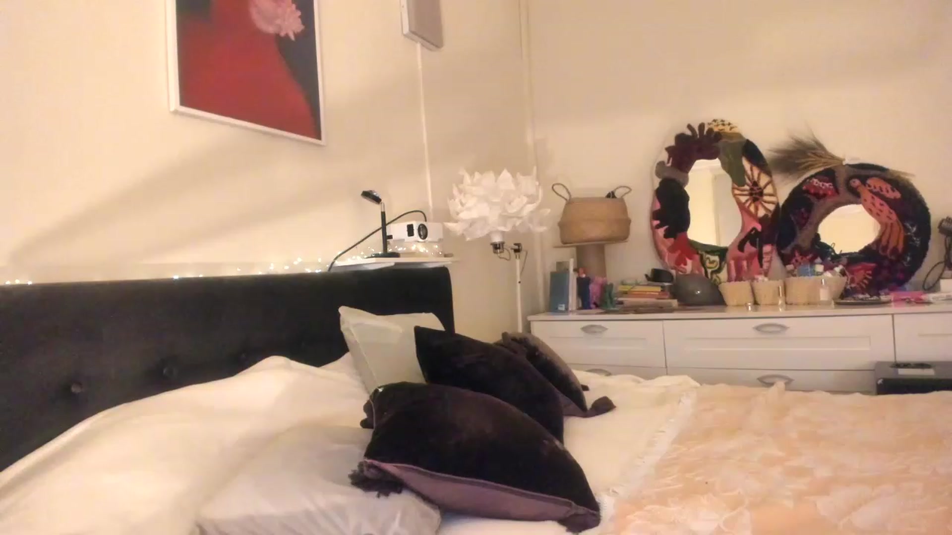 Gallery image thumbnail from wondertea's myfreecams stream on, 12/11/2022, 18:56 image 3 of 20