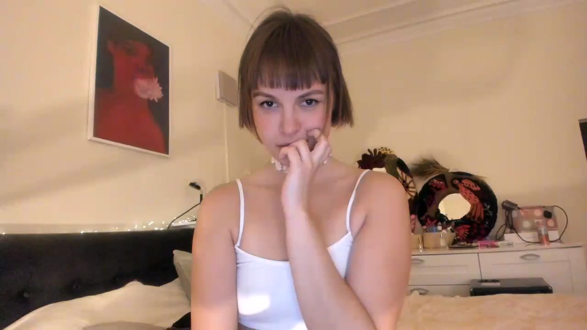 Gallery image thumbnail from wondertea's myfreecams stream on, 12/11/2022, 18:56 image 14 of 20