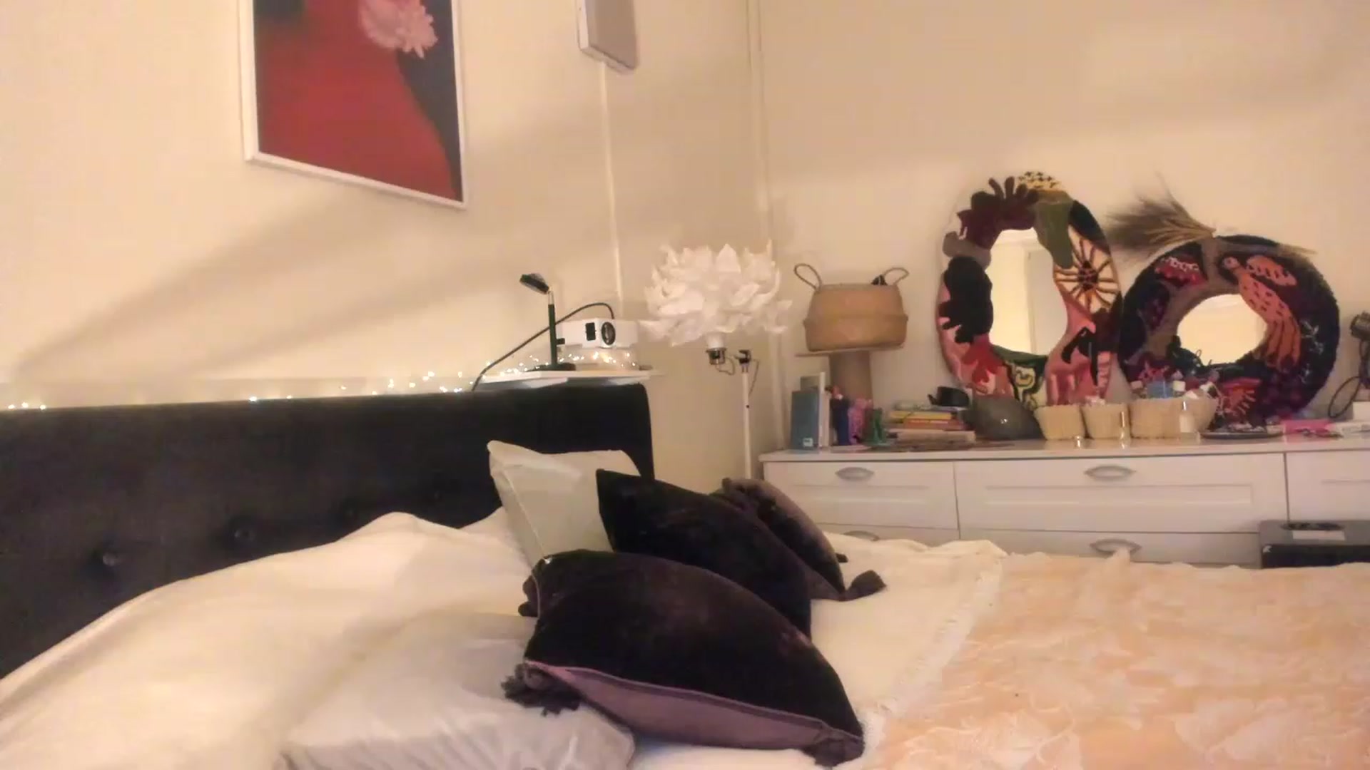 Gallery image thumbnail from wondertea's myfreecams stream on, 12/11/2022, 18:56 image 5 of 20