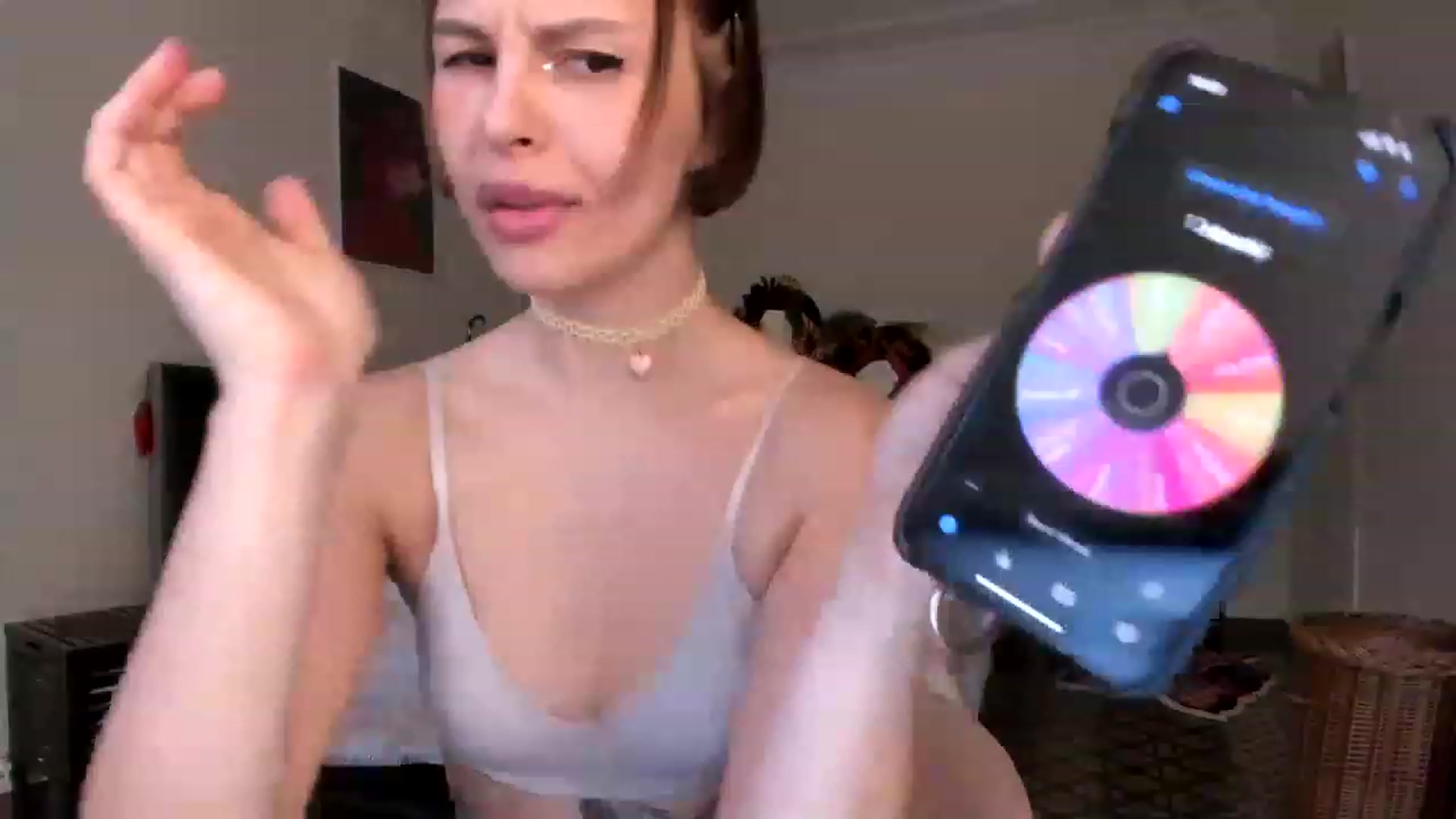 Gallery image thumbnail from wondertea's myfreecams stream on, 12/18/2022, 15:51 image 11 of 20