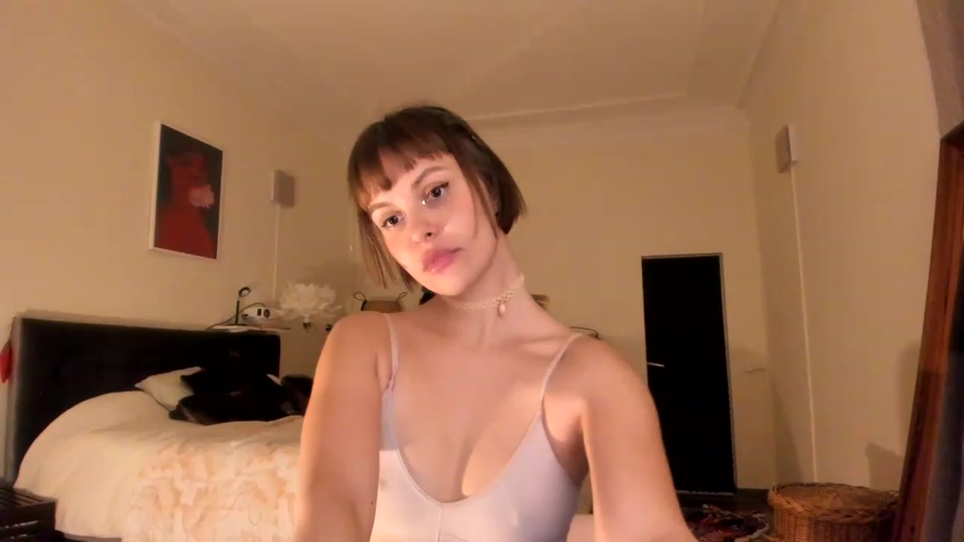 Gallery image thumbnail from wondertea's myfreecams stream on, 12/18/2022, 17:22 image 12 of 20