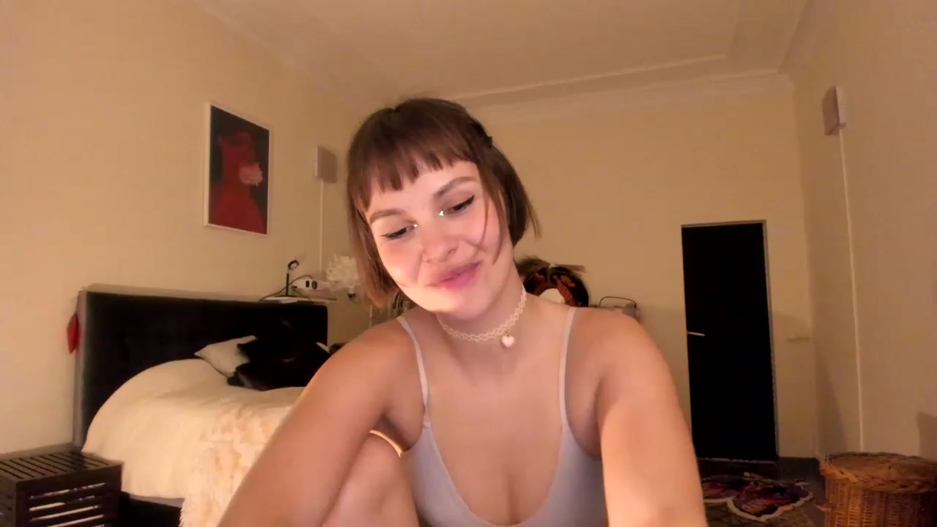 Gallery image thumbnail from wondertea's myfreecams stream on, 12/18/2022, 17:22 image 18 of 20