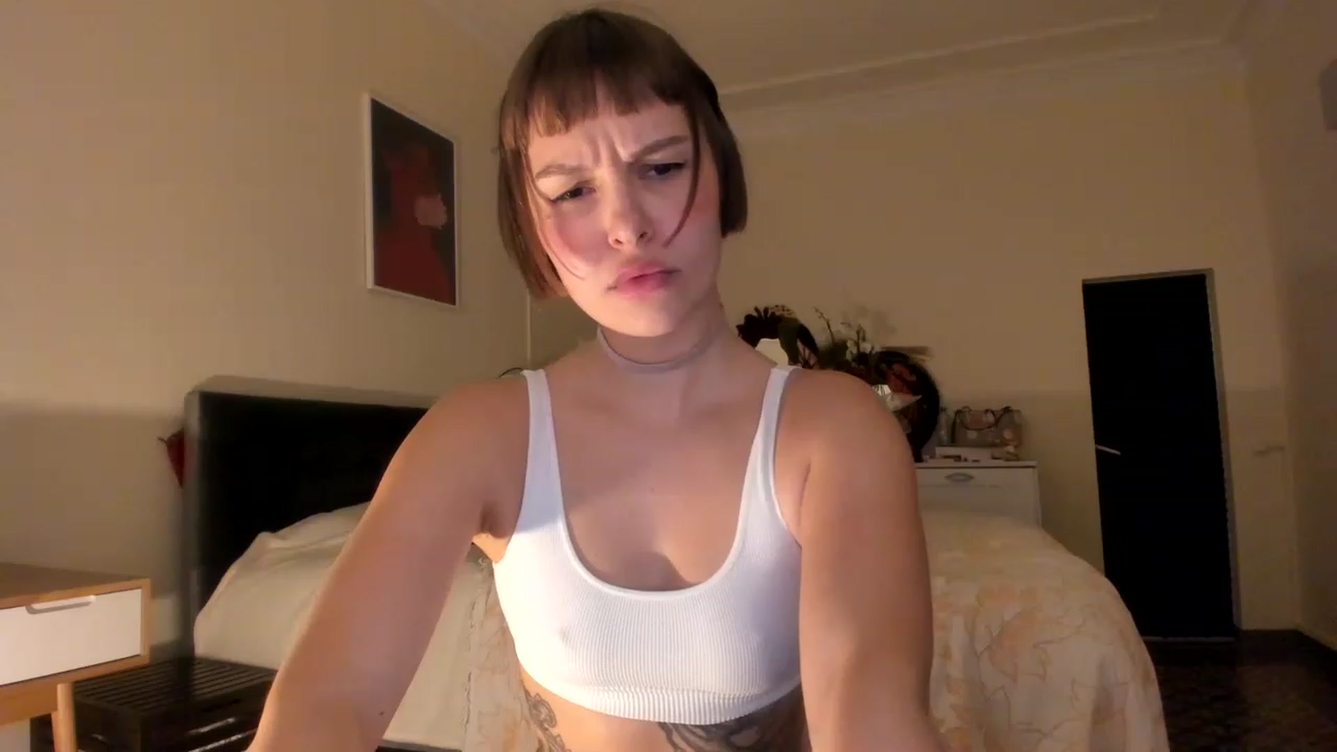 Gallery image thumbnail from wondertea's myfreecams stream on, 12/23/2022, 22:34 image 14 of 20