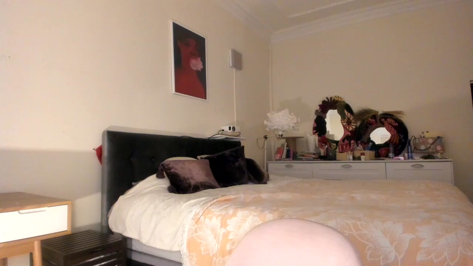 Gallery image thumbnail from wondertea's myfreecams stream on, 12/28/2022, 21:14 image 20 of 20