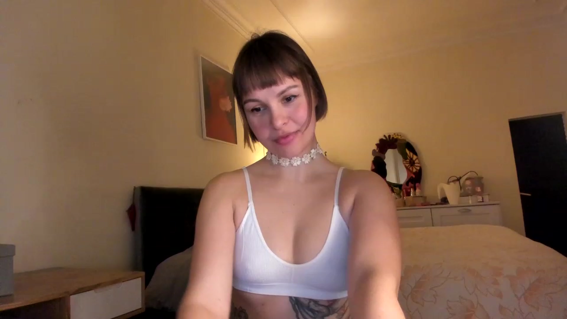Gallery image thumbnail from wondertea's myfreecams stream on, 01/28/2023, 19:43 image 7 of 20