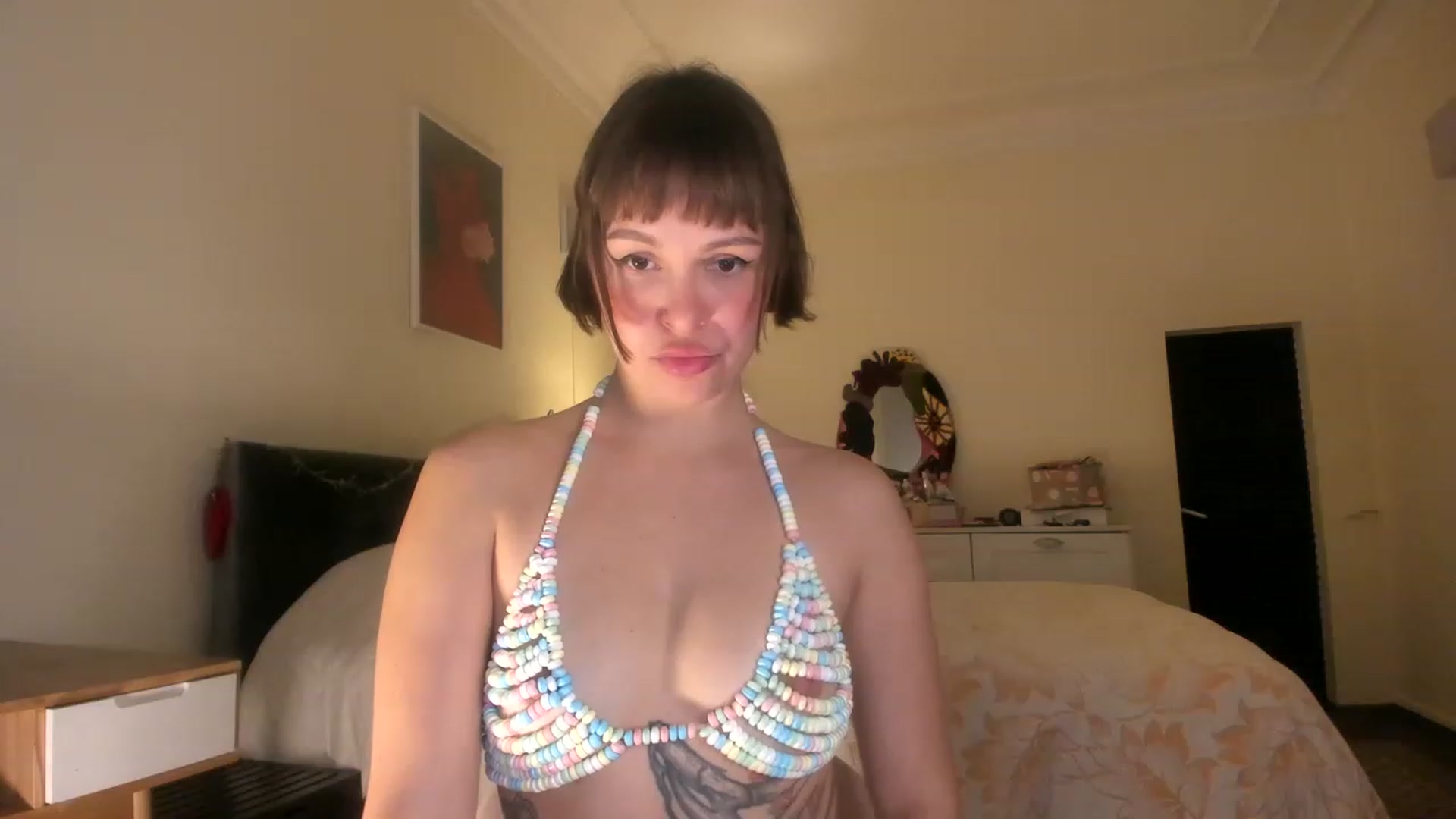 Gallery image thumbnail from wondertea's myfreecams stream on, 02/04/2023, 19:25 image 6 of 20