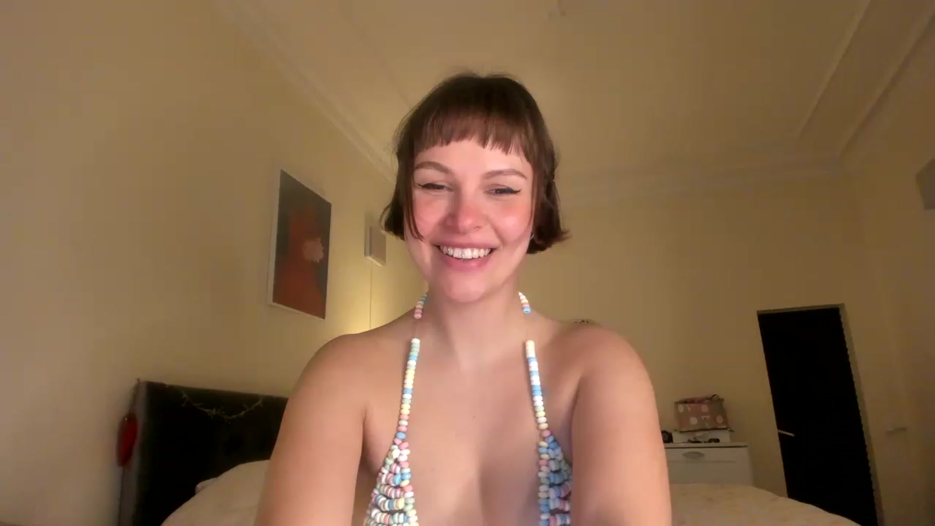 Gallery image thumbnail from wondertea's myfreecams stream on, 02/04/2023, 19:56 image 20 of 20