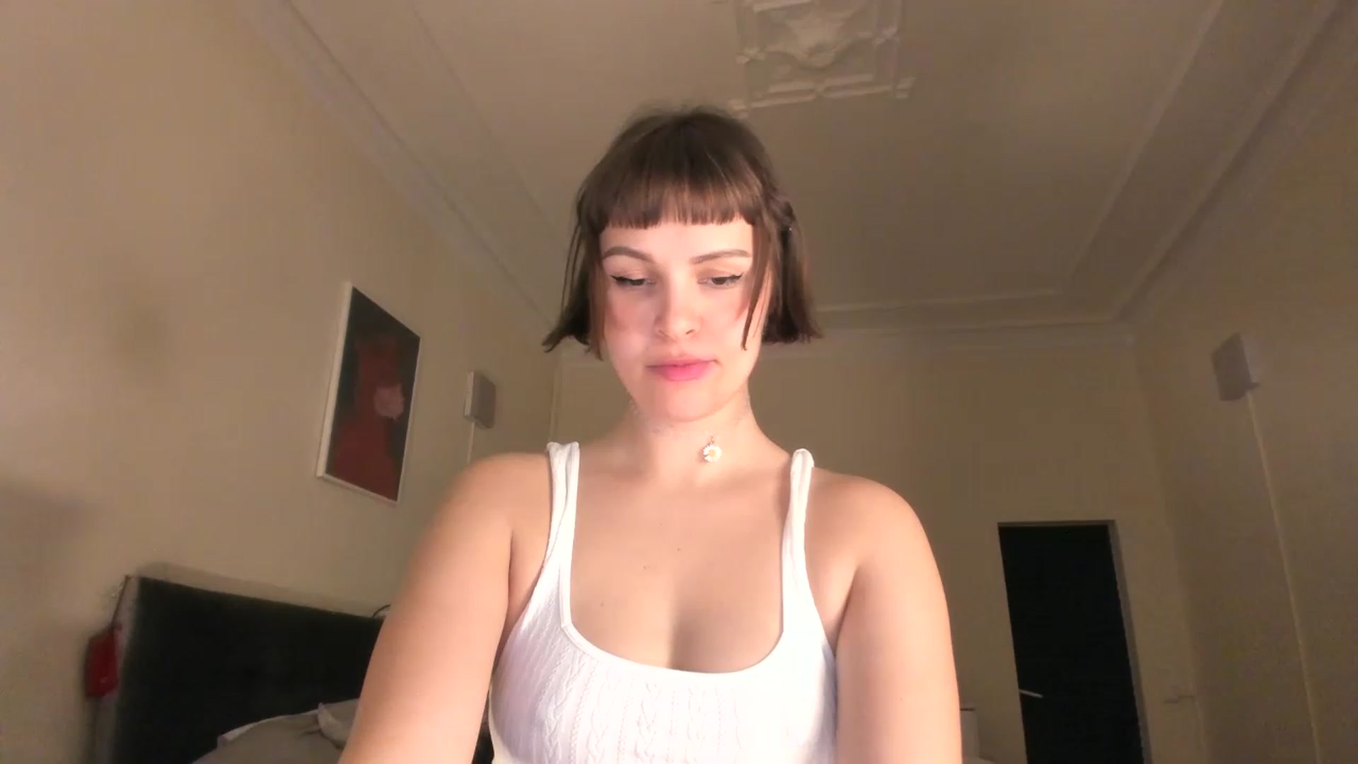 Gallery image thumbnail from wondertea's myfreecams stream on, 02/12/2023, 20:25 image 17 of 20