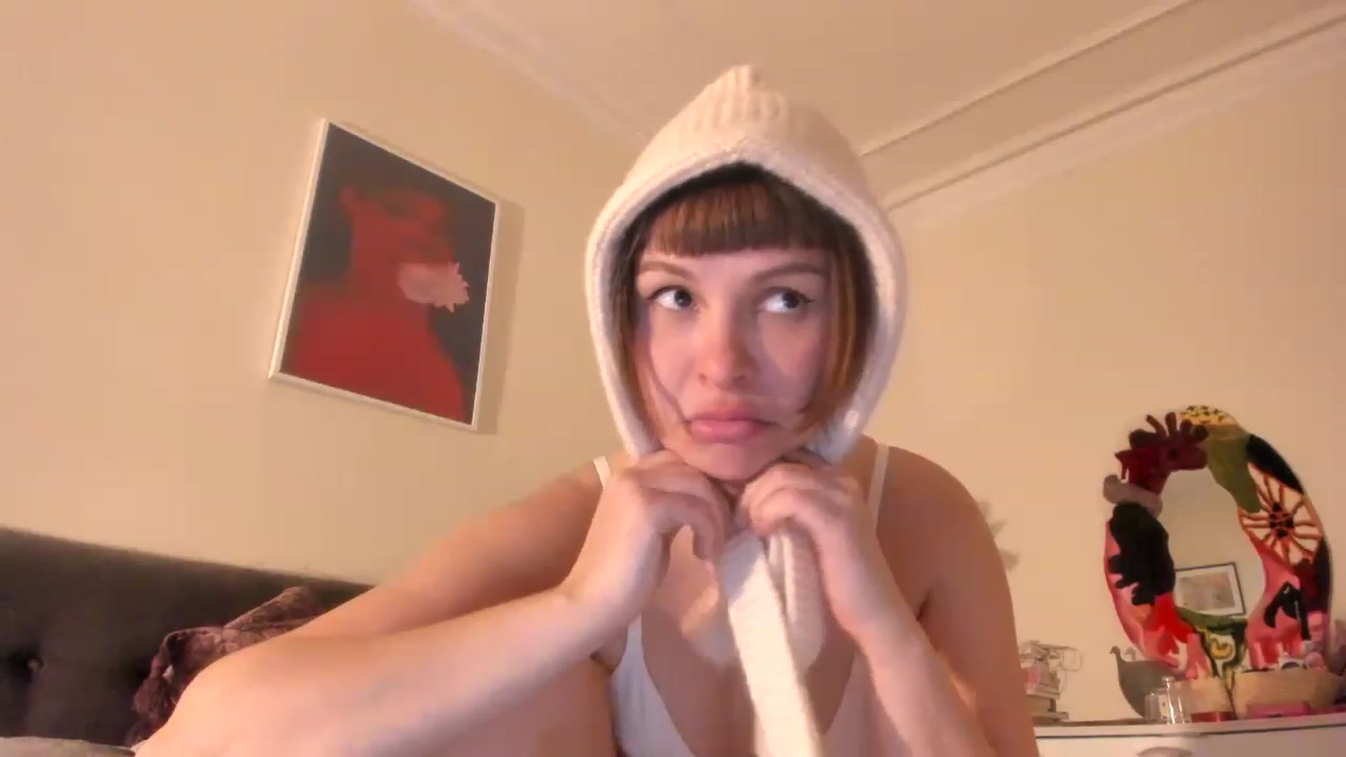 Gallery image thumbnail from wondertea's myfreecams stream on, 02/13/2023, 17:16 image 16 of 20
